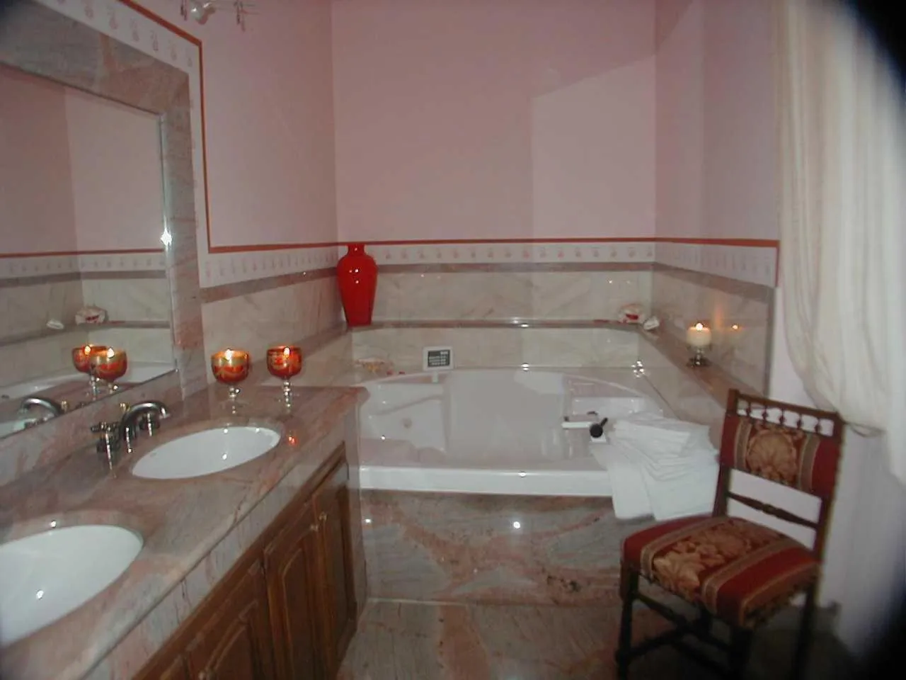 Bathroom in Torre dei Frati Bed & Breakfast