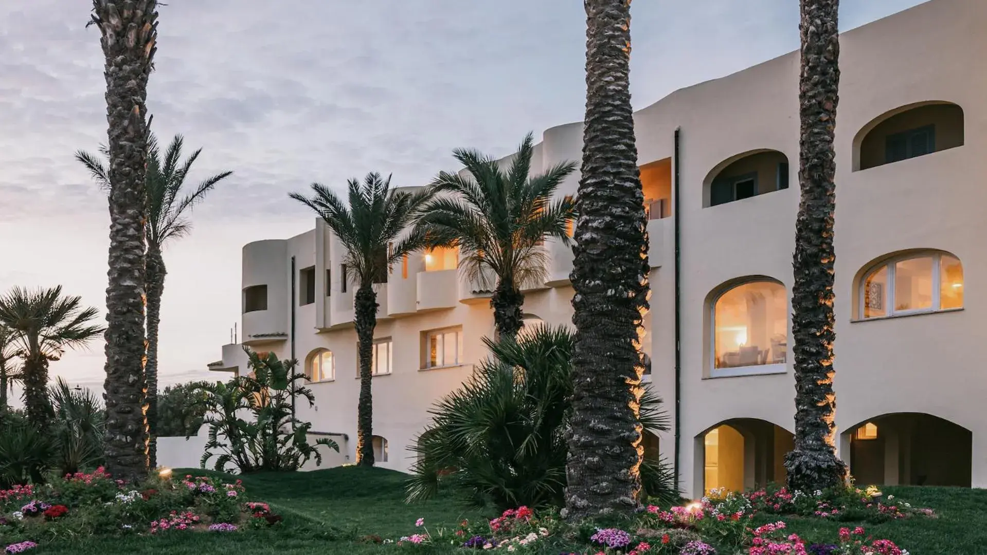 Restaurant/places to eat in Mangia's Favignana Resort Restaurant/places to eat in Mangia's Favignana Resort