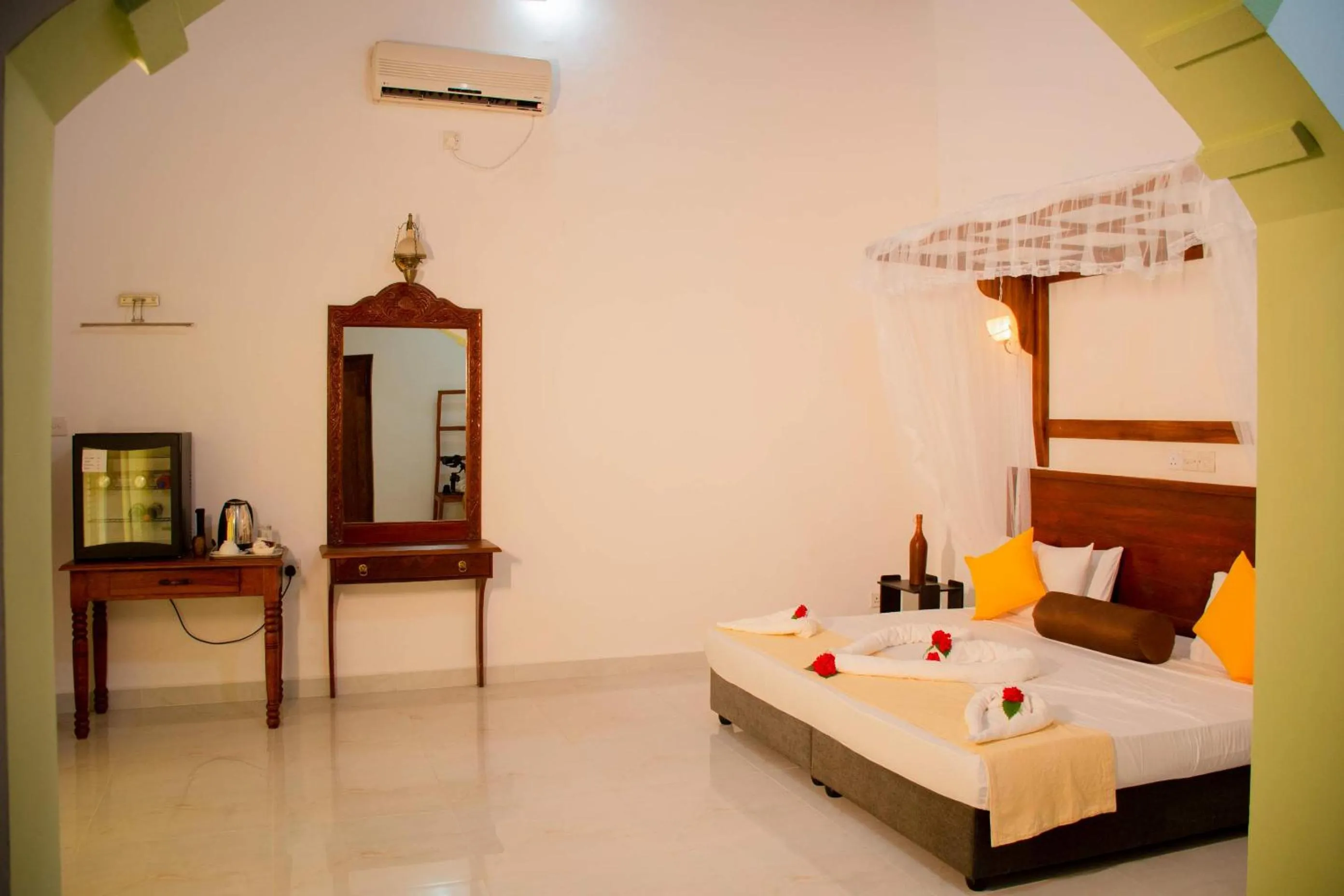 Bed in Sigiriya Cottage