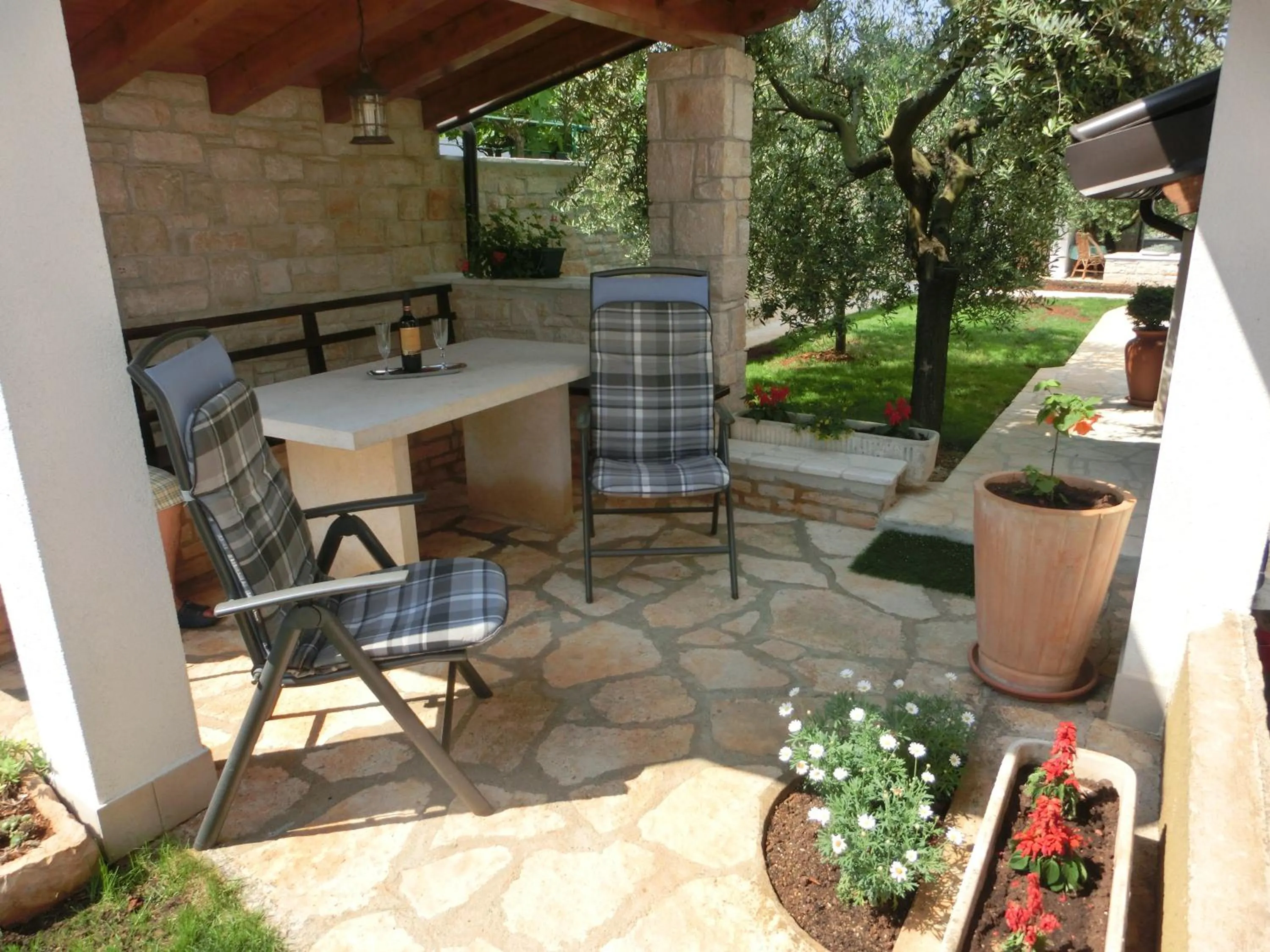 Patio in Apartmani Villa Otilija