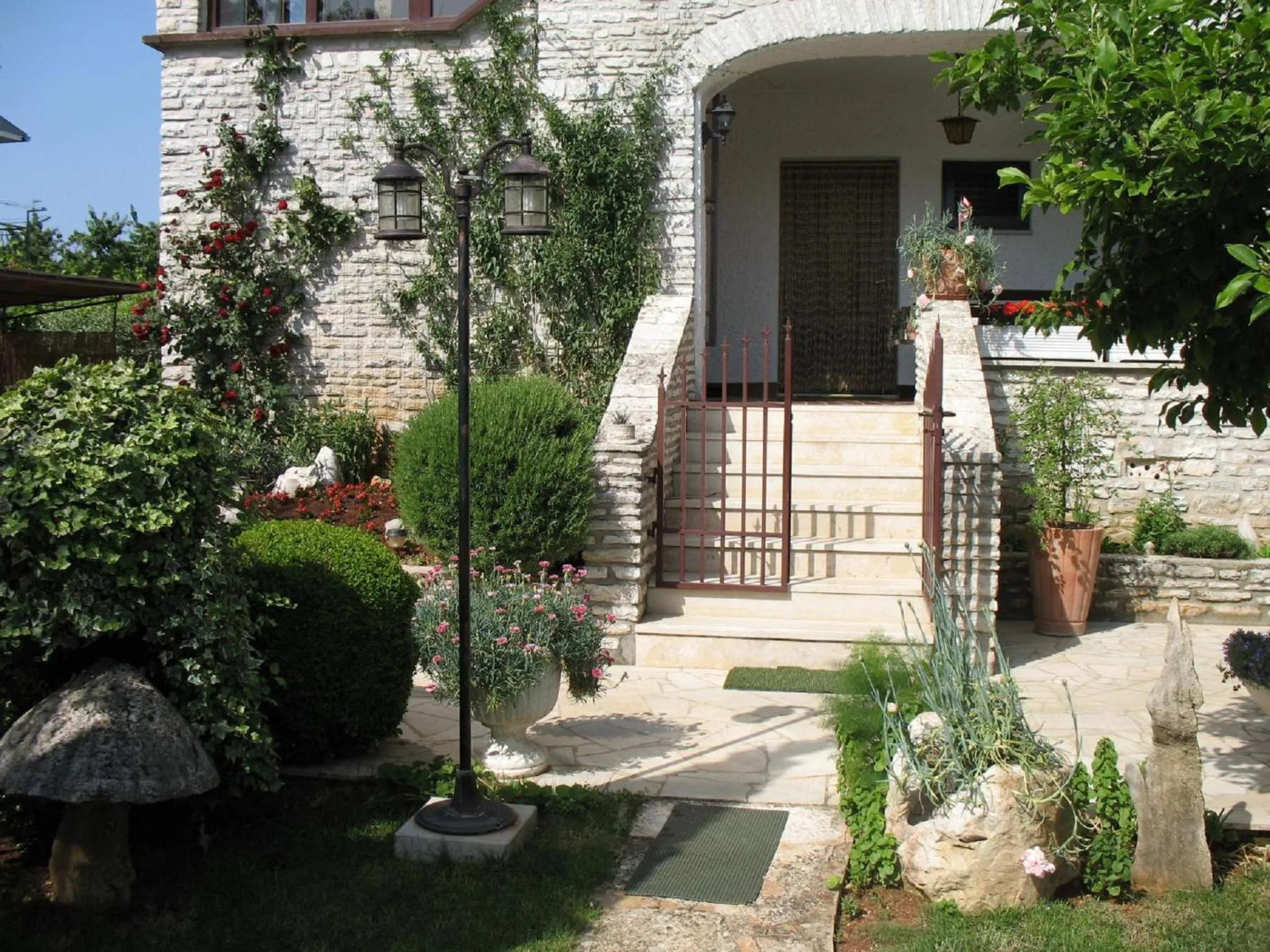 Facade/entrance in Apartmani Villa Otilija