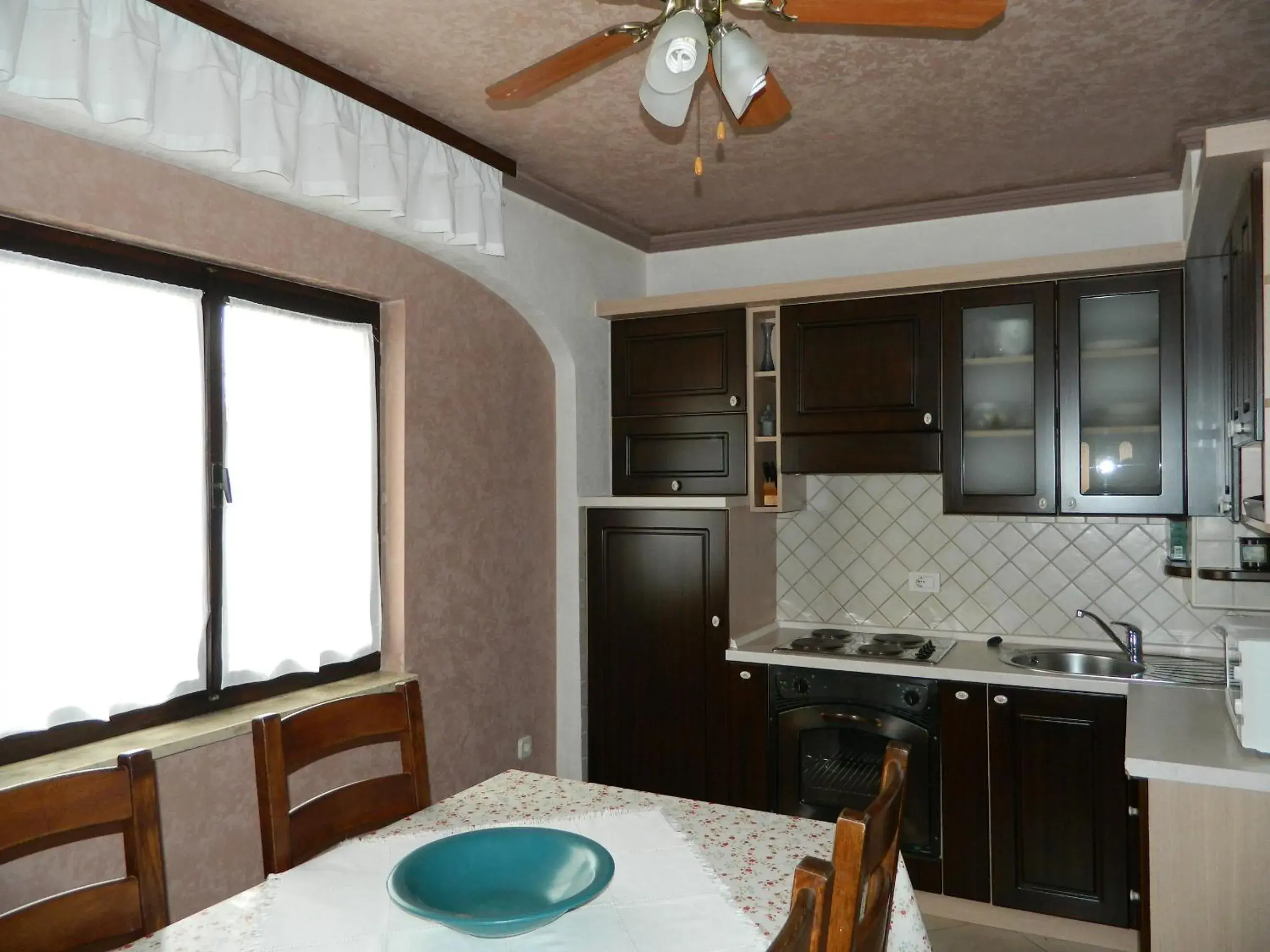 Two-Bedroom Apartment with Balcony in Apartmani Villa Otilija Two-Bedroom Apartment with Balcony in Apartmani Villa Otilija