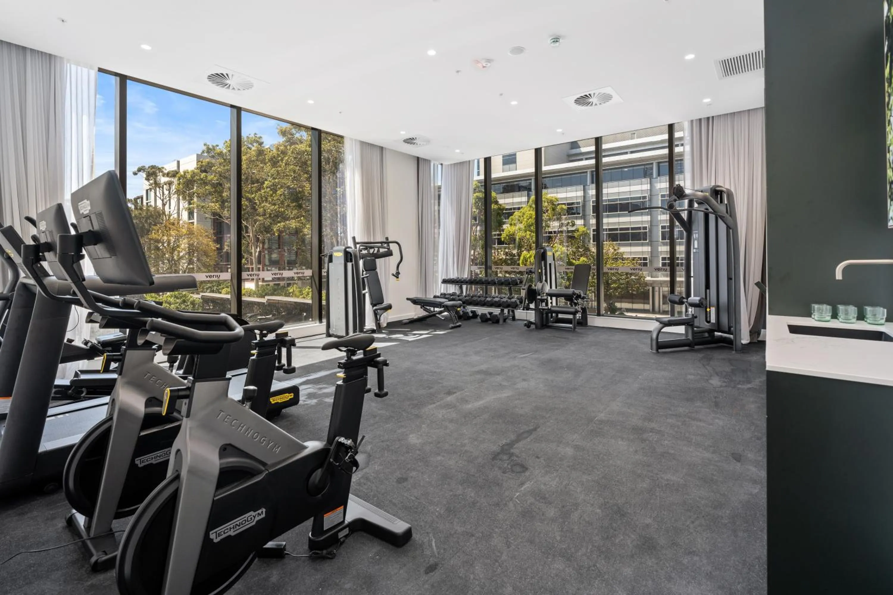Fitness centre/facilities in Veriu Macquarie Park
