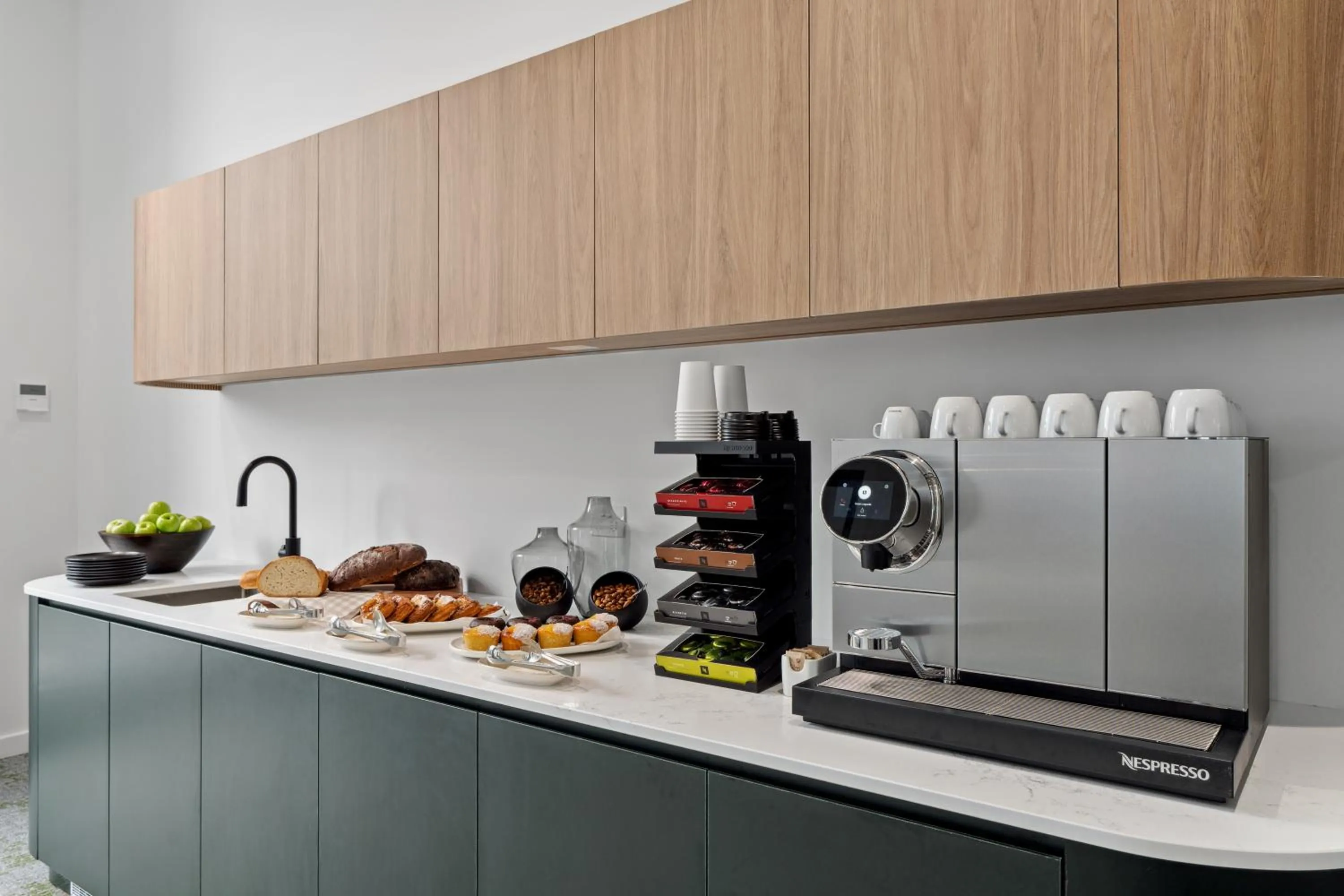 Meeting/conference room in Veriu Macquarie Park