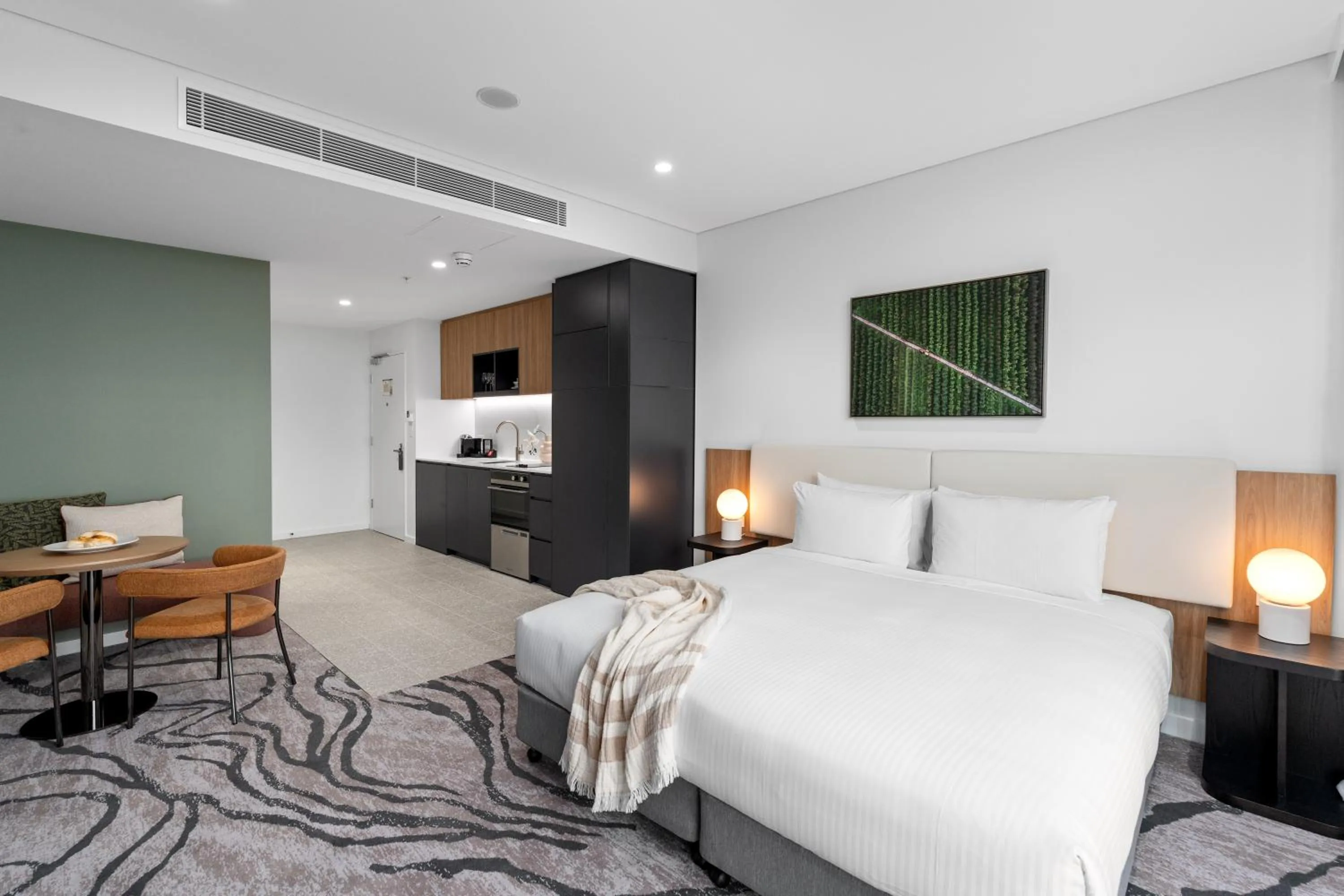 Photo of the whole room, Bed in Veriu Macquarie Park