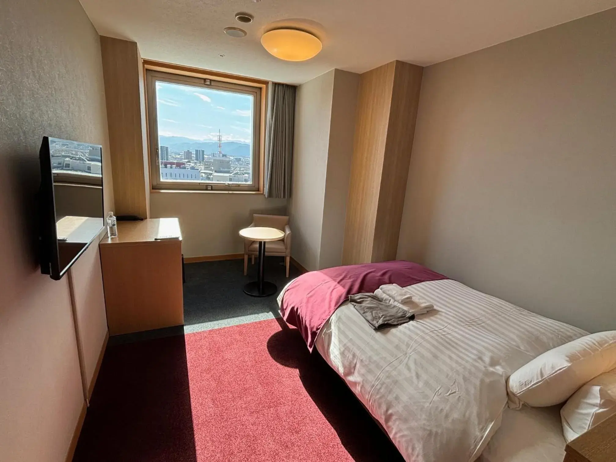 Photo of the whole room, Bed in Chateraise Hotel Nagano Photo of the whole room, Bed in Chateraise Hotel Nagano