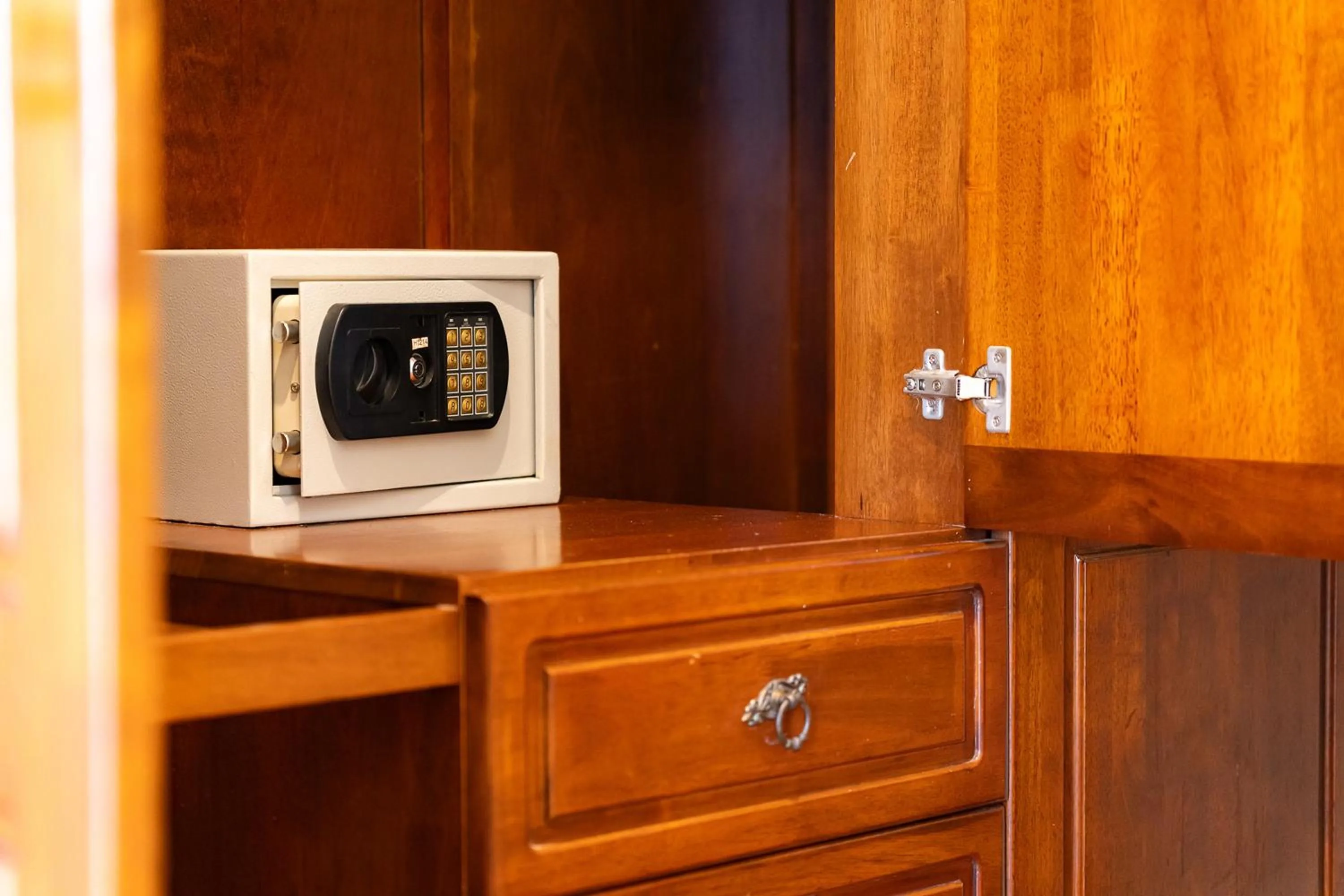 safe in 23 AVA at Saladaeng