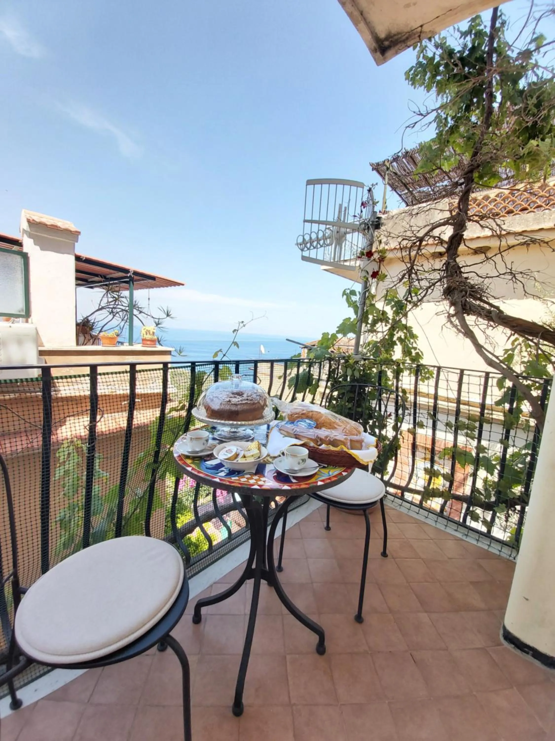 Sea view in La Guardiola Di Angela e Nino