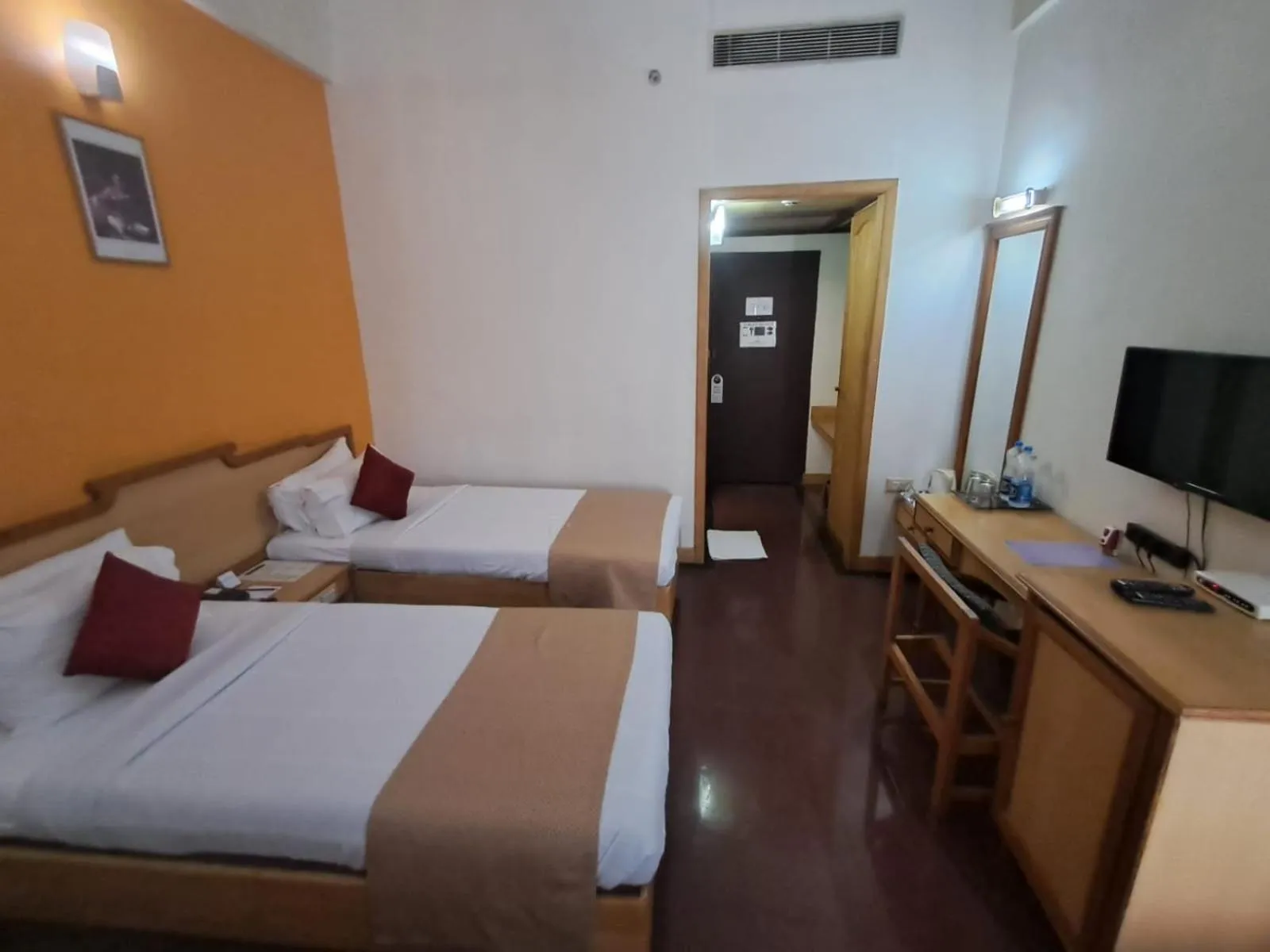 Bed in Presidency Towers,Kochi