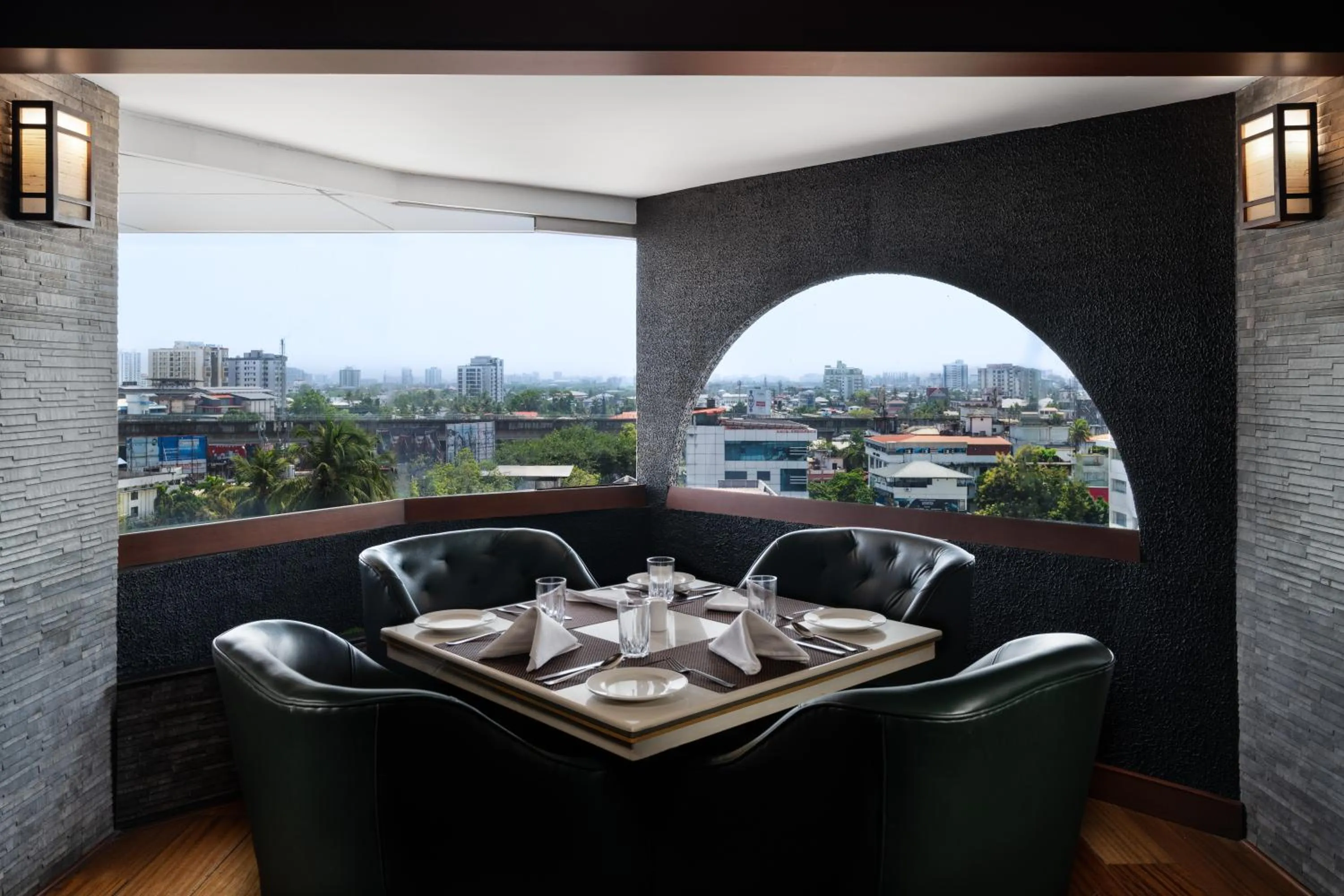 Restaurant/places to eat in Presidency Towers,Kochi