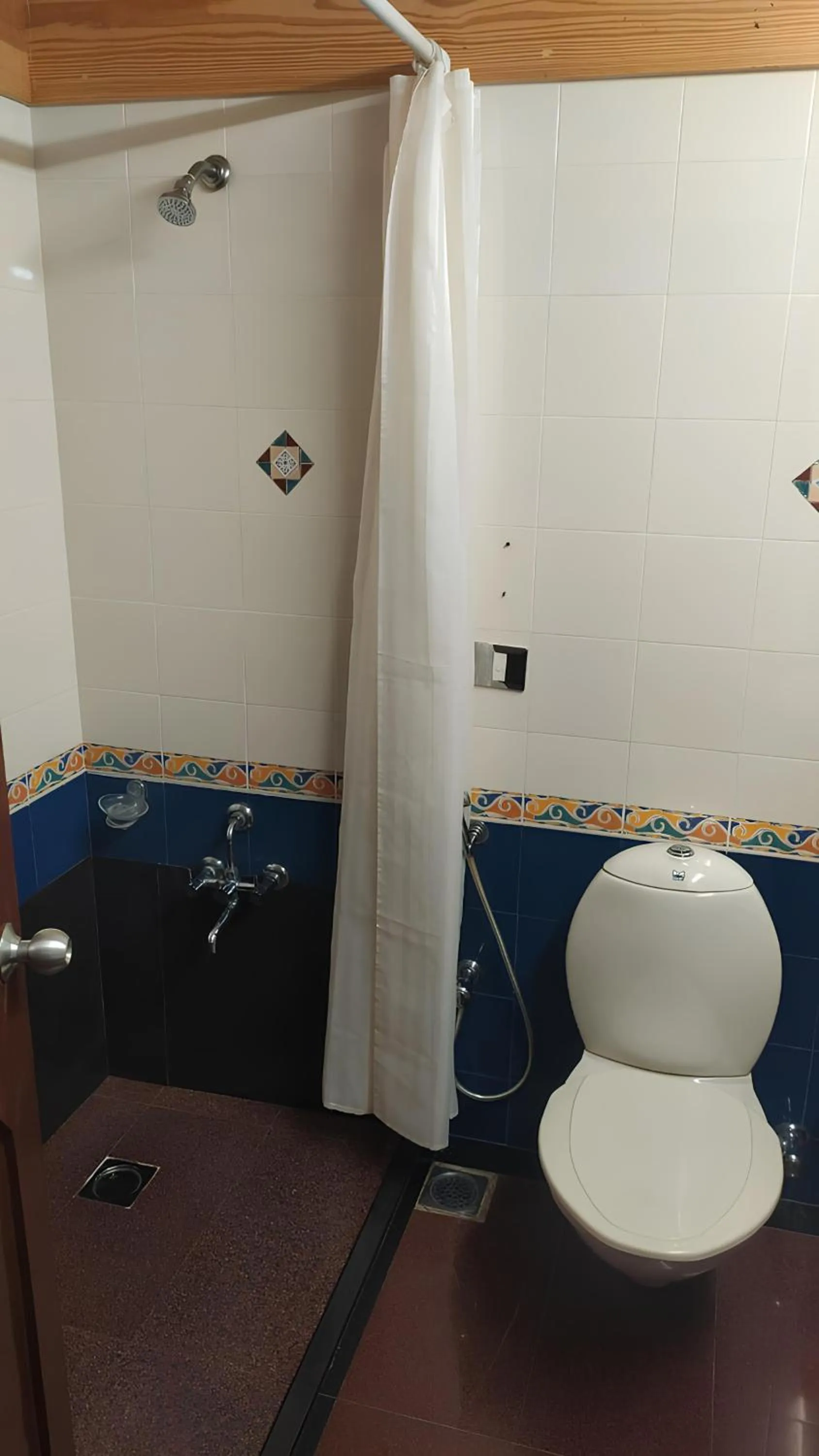 Toilet in Presidency Towers,Kochi