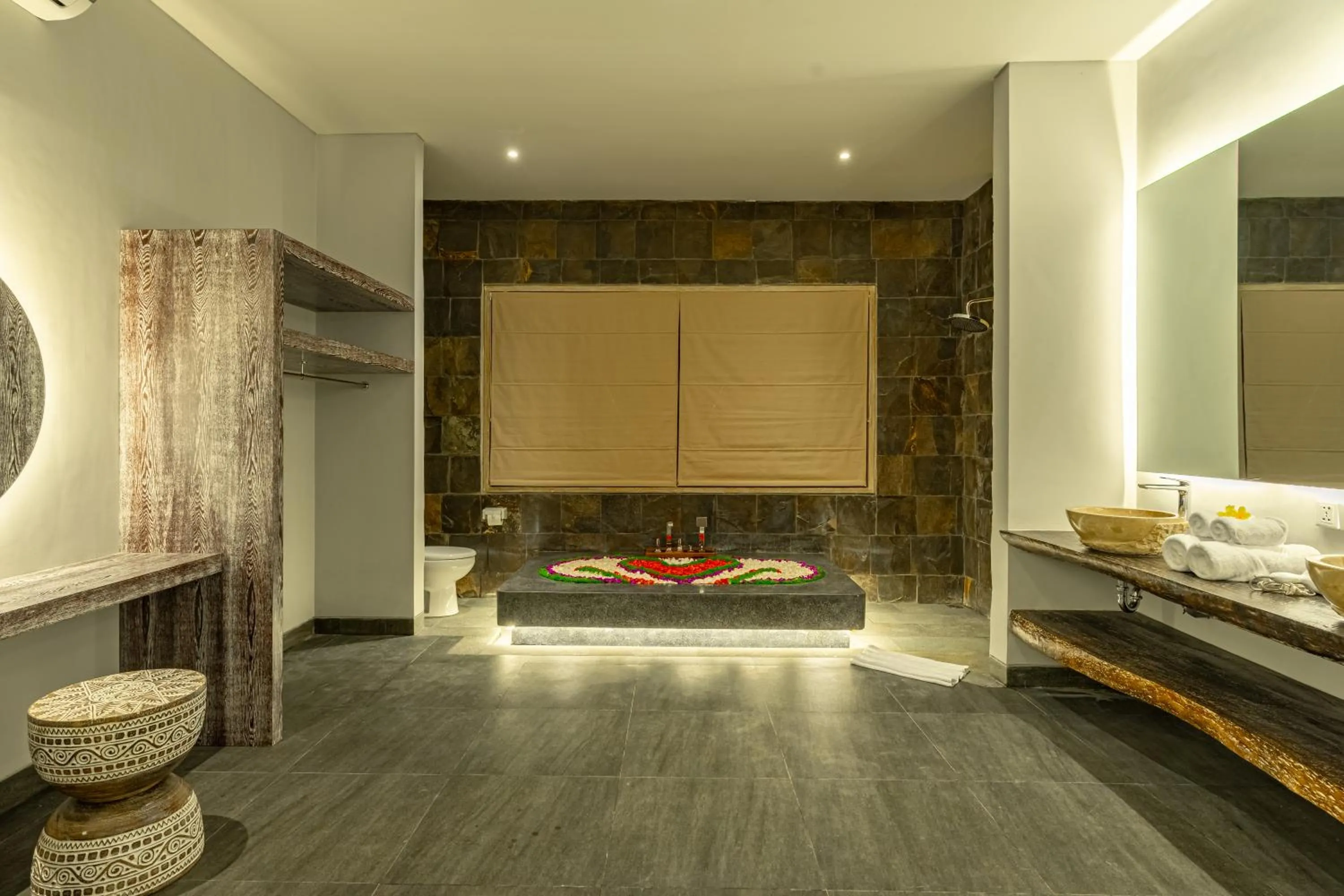 Bathroom in Brand new Luxury 3BR villa Ethnic Ubud # 1