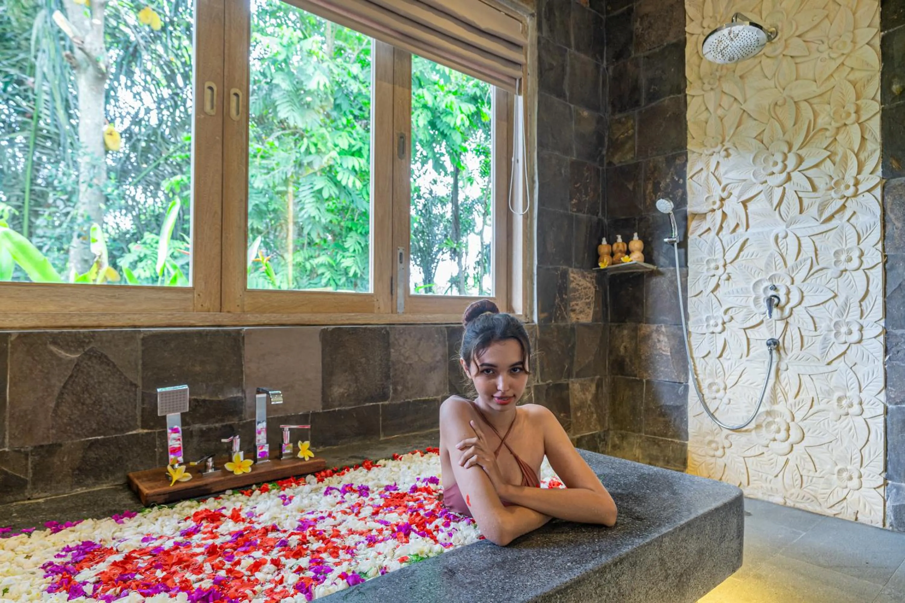 Bathroom in Brand new Luxury 3BR villa Ethnic Ubud # 1