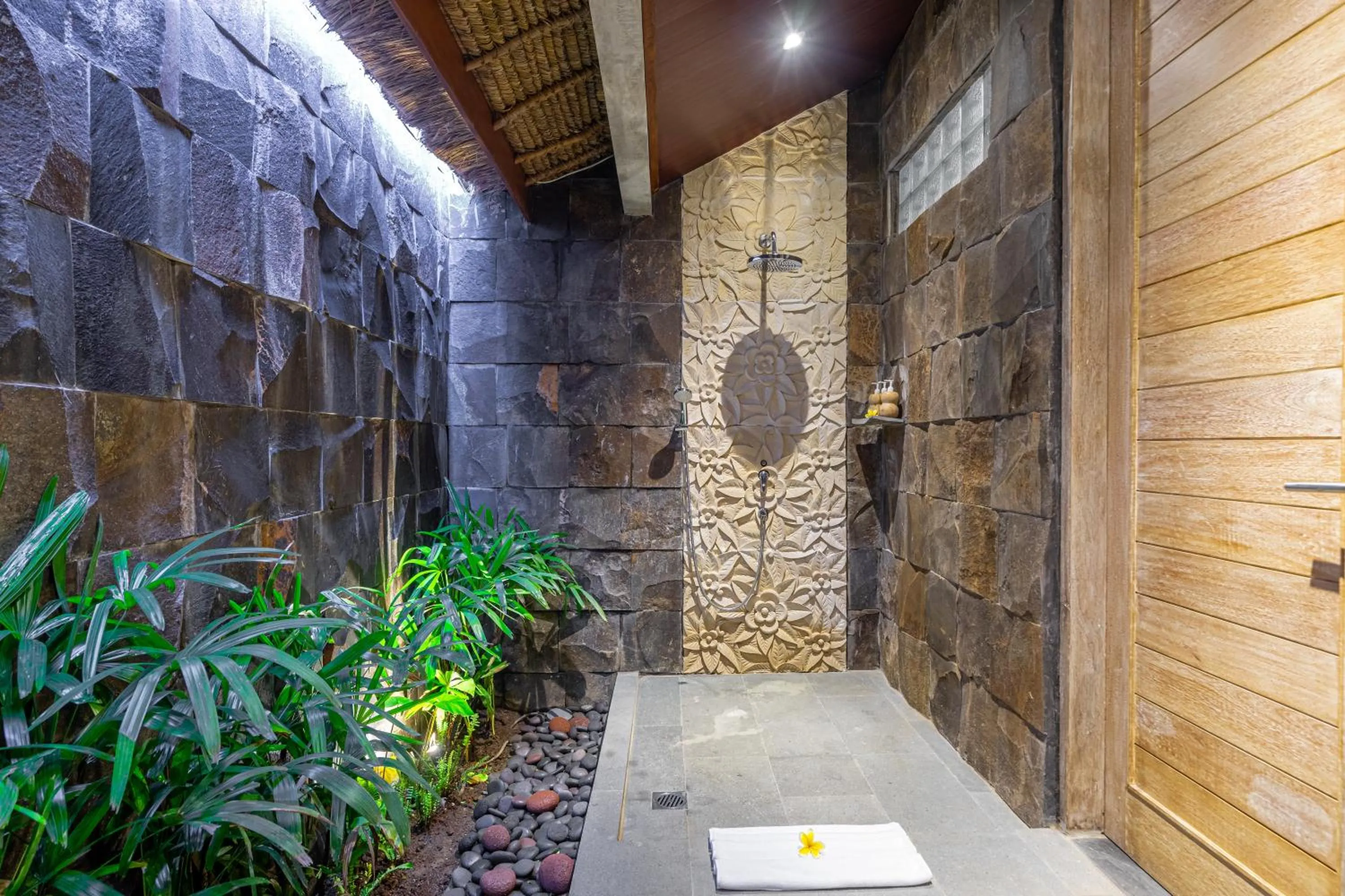 Shower in Brand new Luxury 3BR villa Ethnic Ubud # 1