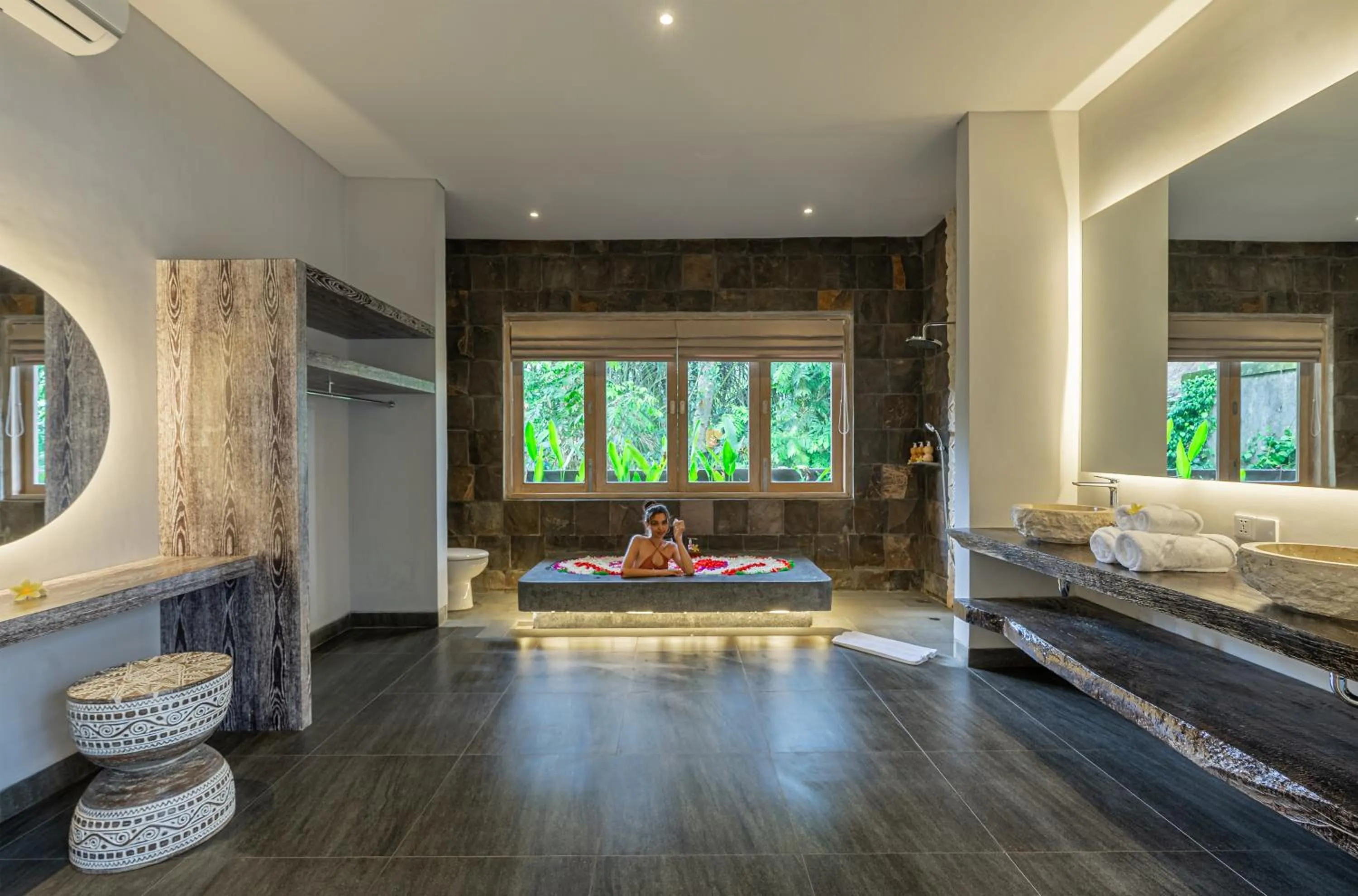 Bathroom in Brand new Luxury 3BR villa Ethnic Ubud # 1