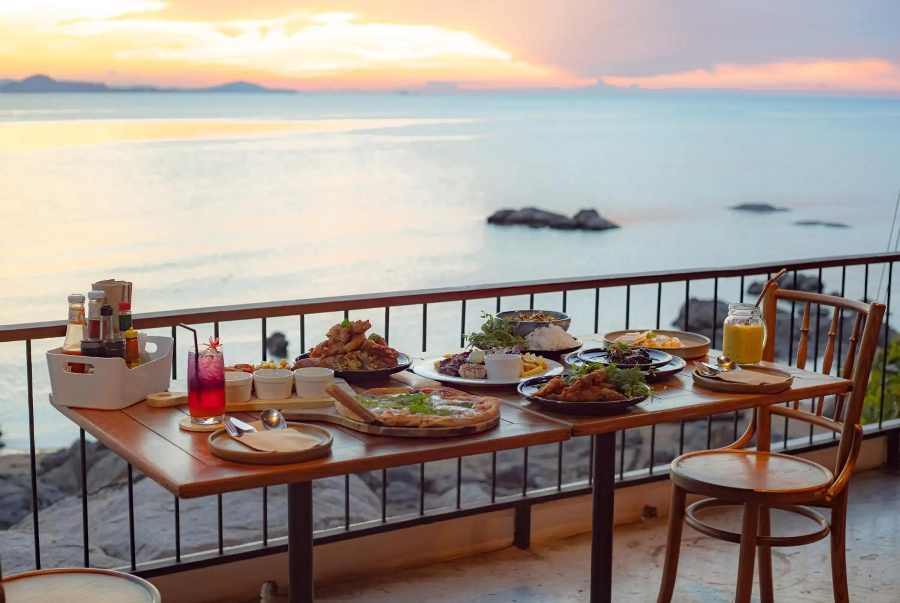 Restaurant/places to eat in Sea Sun Bed & Beyond Restaurant/places to eat in Sea Sun Bed & Beyond