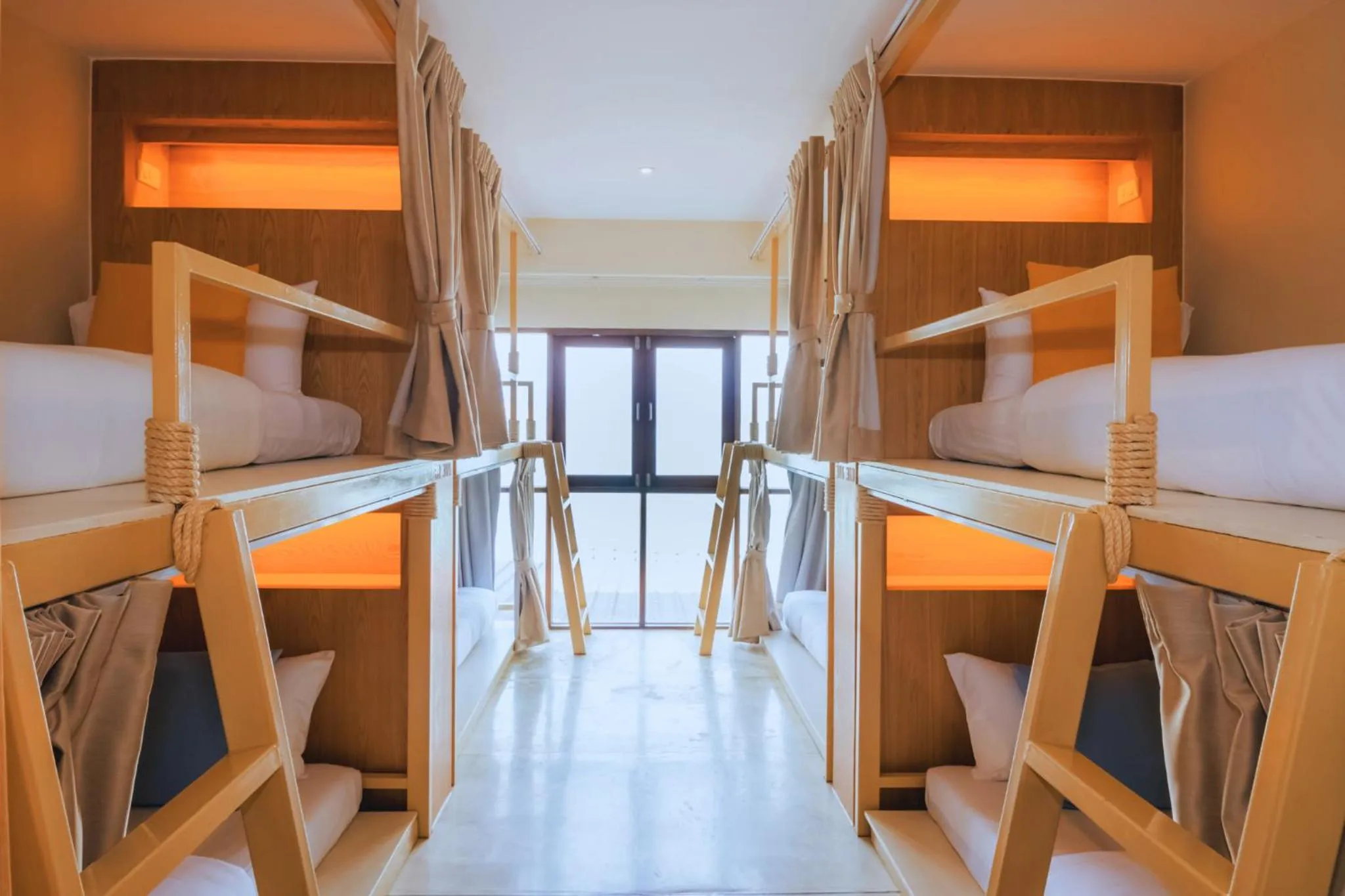 Bed in Sea Sun Bed & Beyond