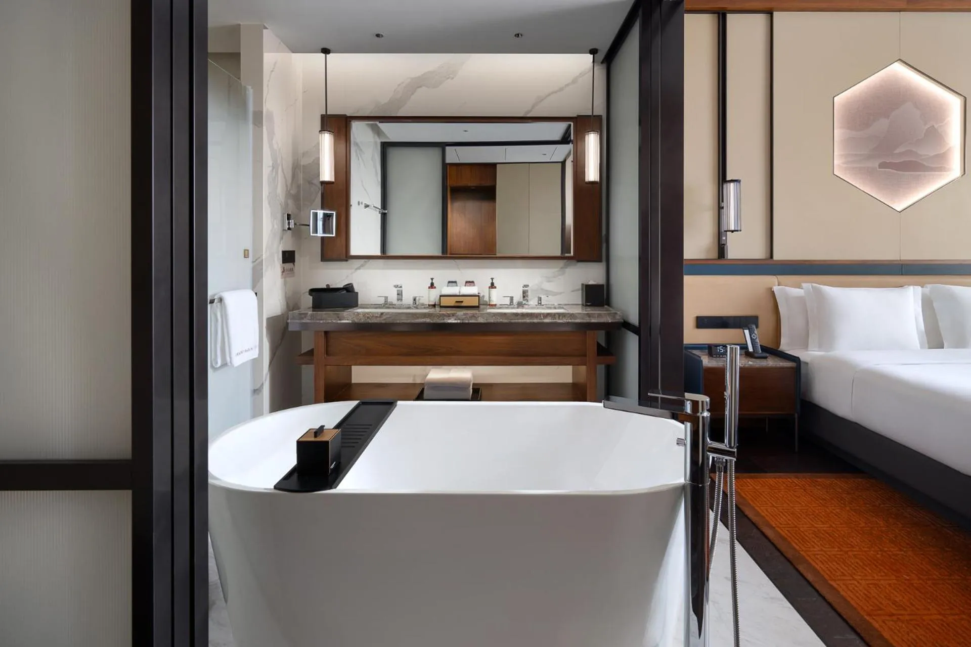 Bath, Bed in Grand Barony Jinan CBD