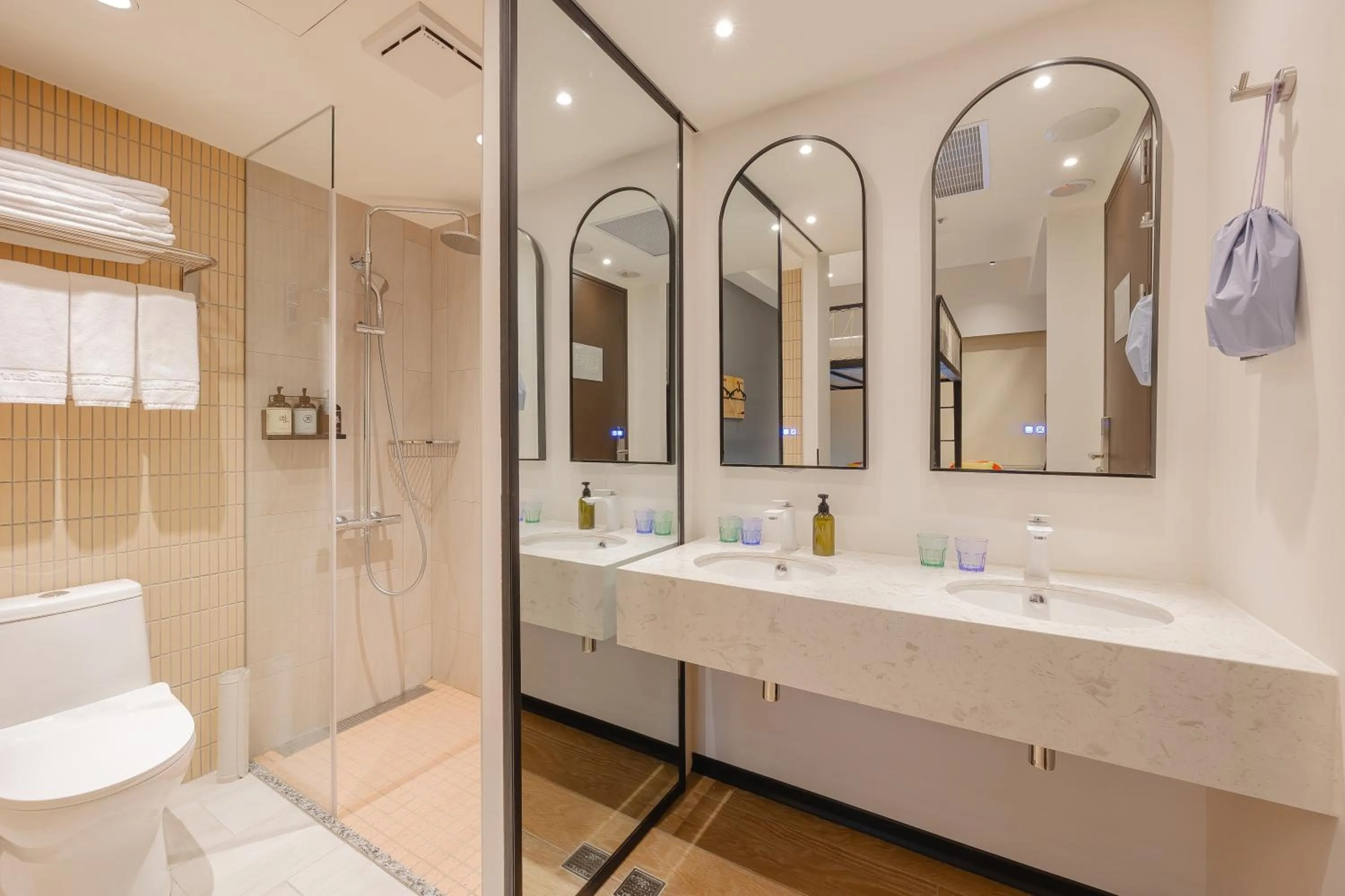 Bathroom in 瀚寓夏天 Hanns Summer