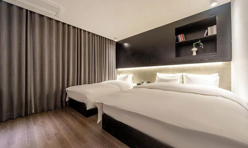 Photo of the whole room, Bed in Pohang Hotel Noblion