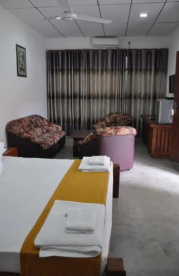 Bedroom in Trinco Rest House