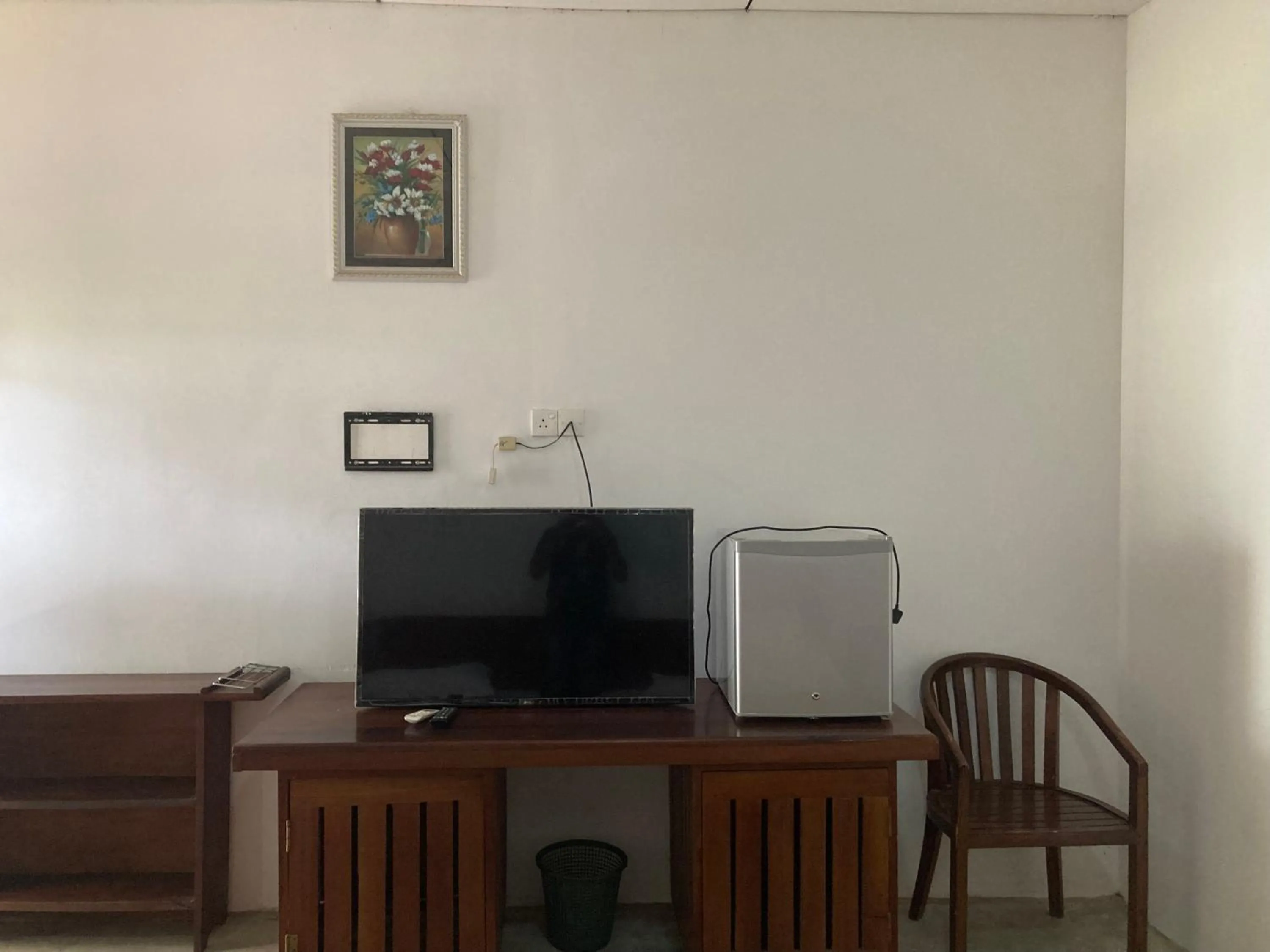 TV and multimedia in Trinco Rest House