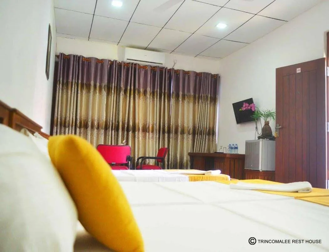 Bedroom, Bed in Trinco Rest House