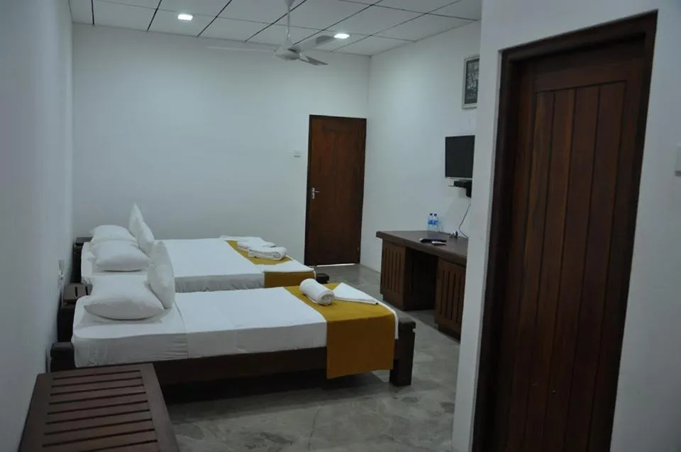 Bedroom, Bed in Trinco Rest House