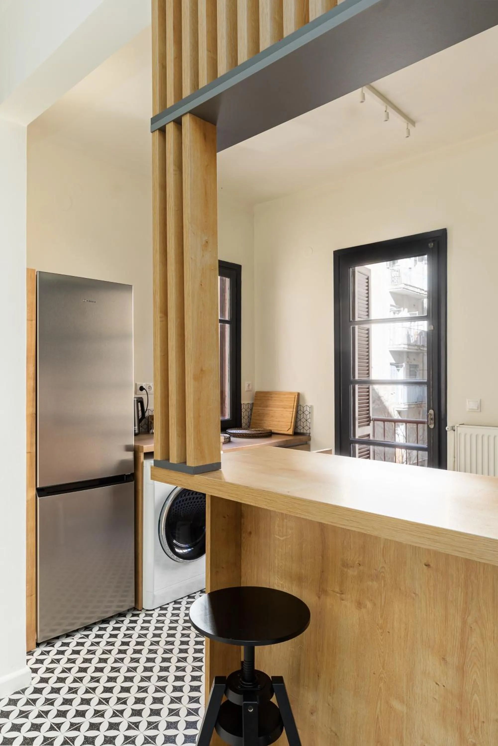kitchen in Vista by halu!: Spacious City Centre Home