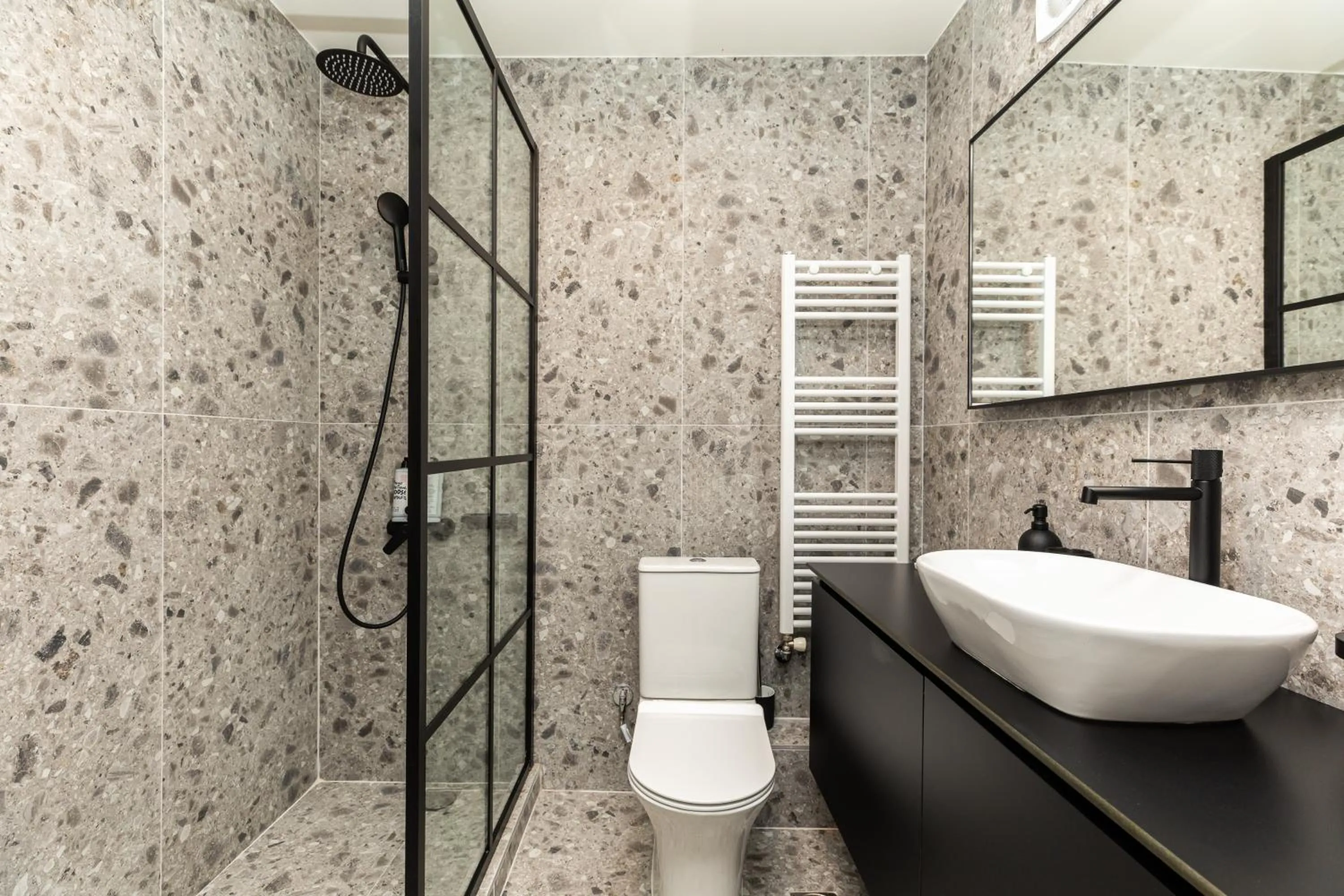 Shower in Vista by halu!: Spacious City Centre Home
