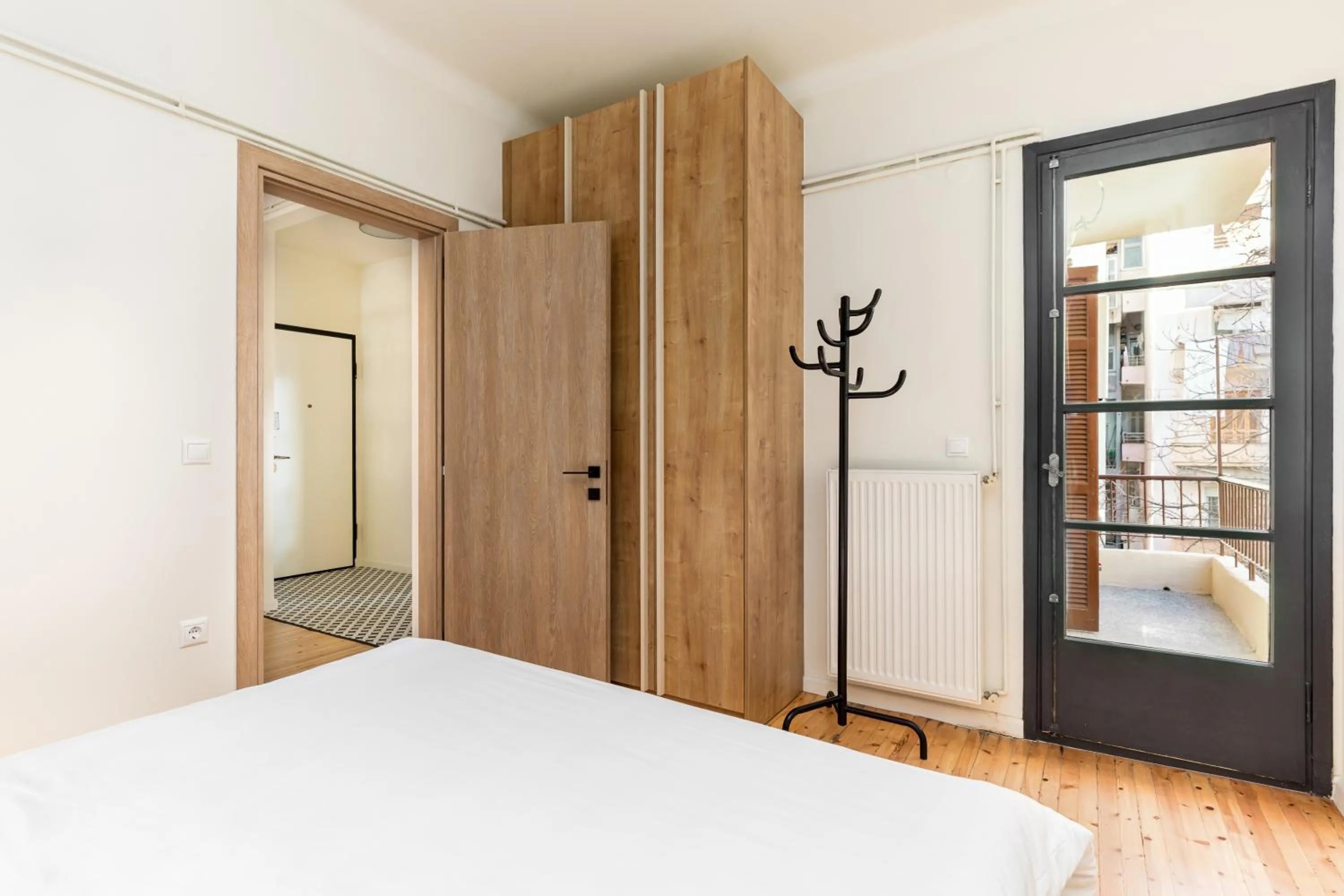 Bedroom, Bed in Vista by halu!: Spacious City Centre Home