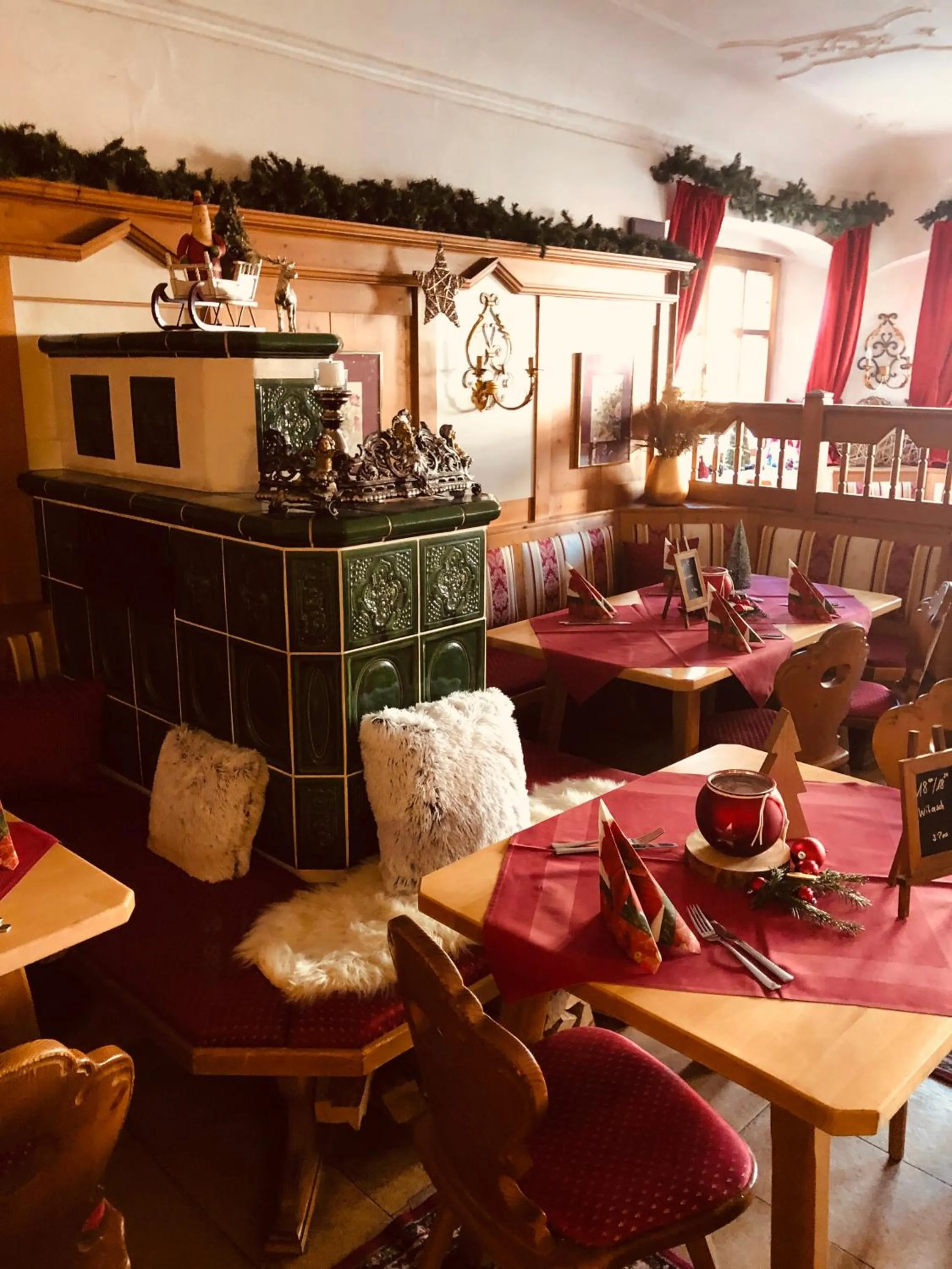 Restaurant/places to eat in Hotel Nürnberger Hof in Altdorf