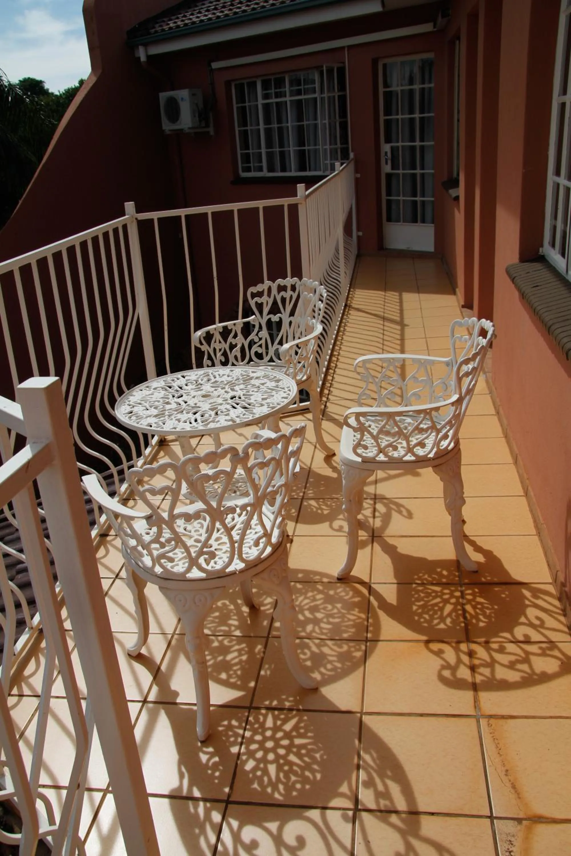 Day in El Gran Chaparral Guest House
