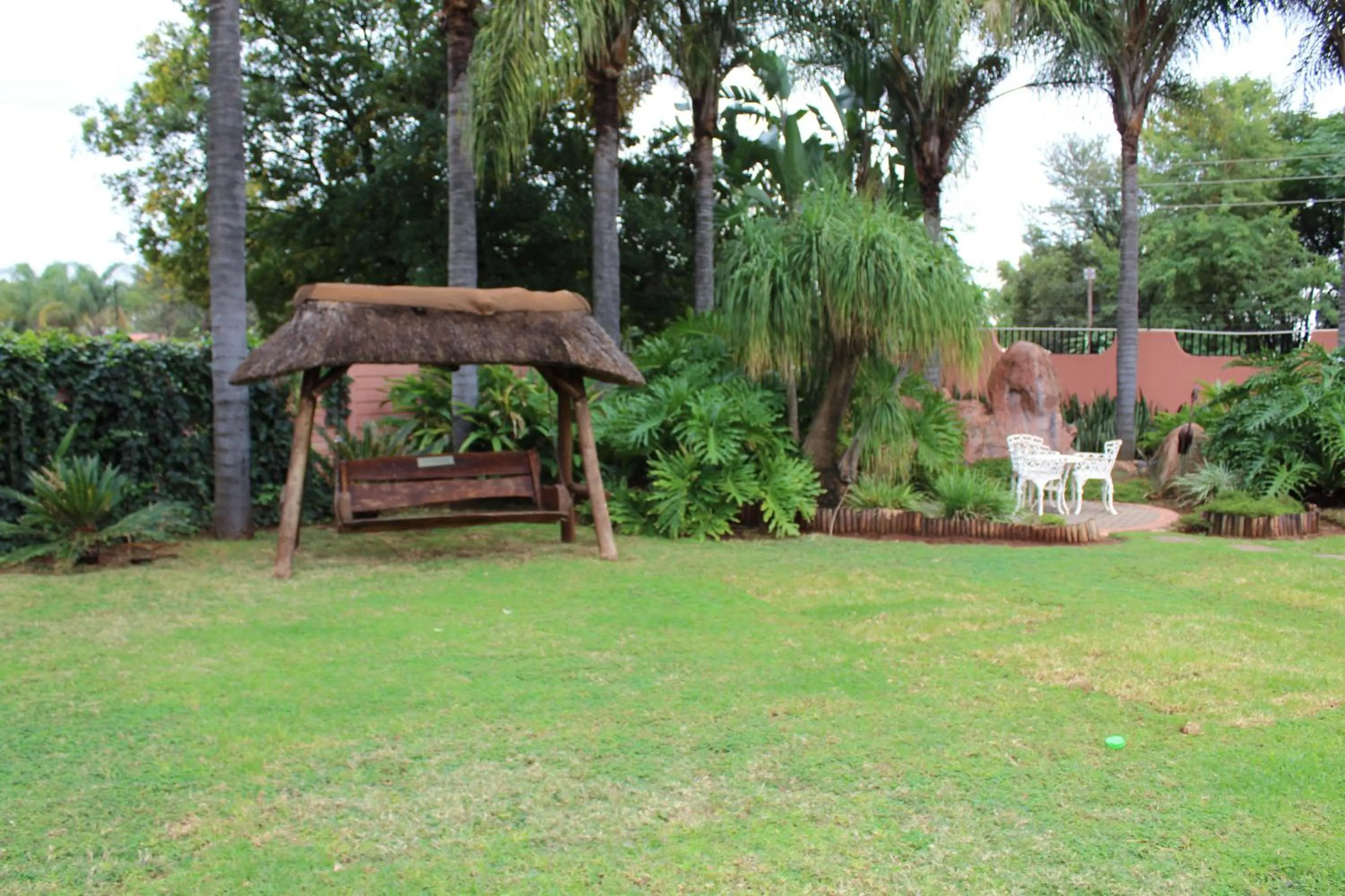 Garden in El Gran Chaparral Guest House