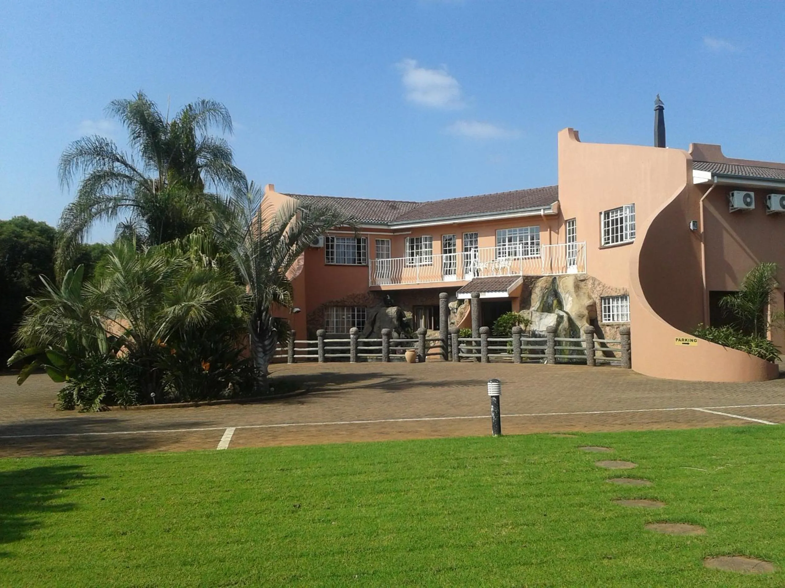 Property building in El Gran Chaparral Guest House