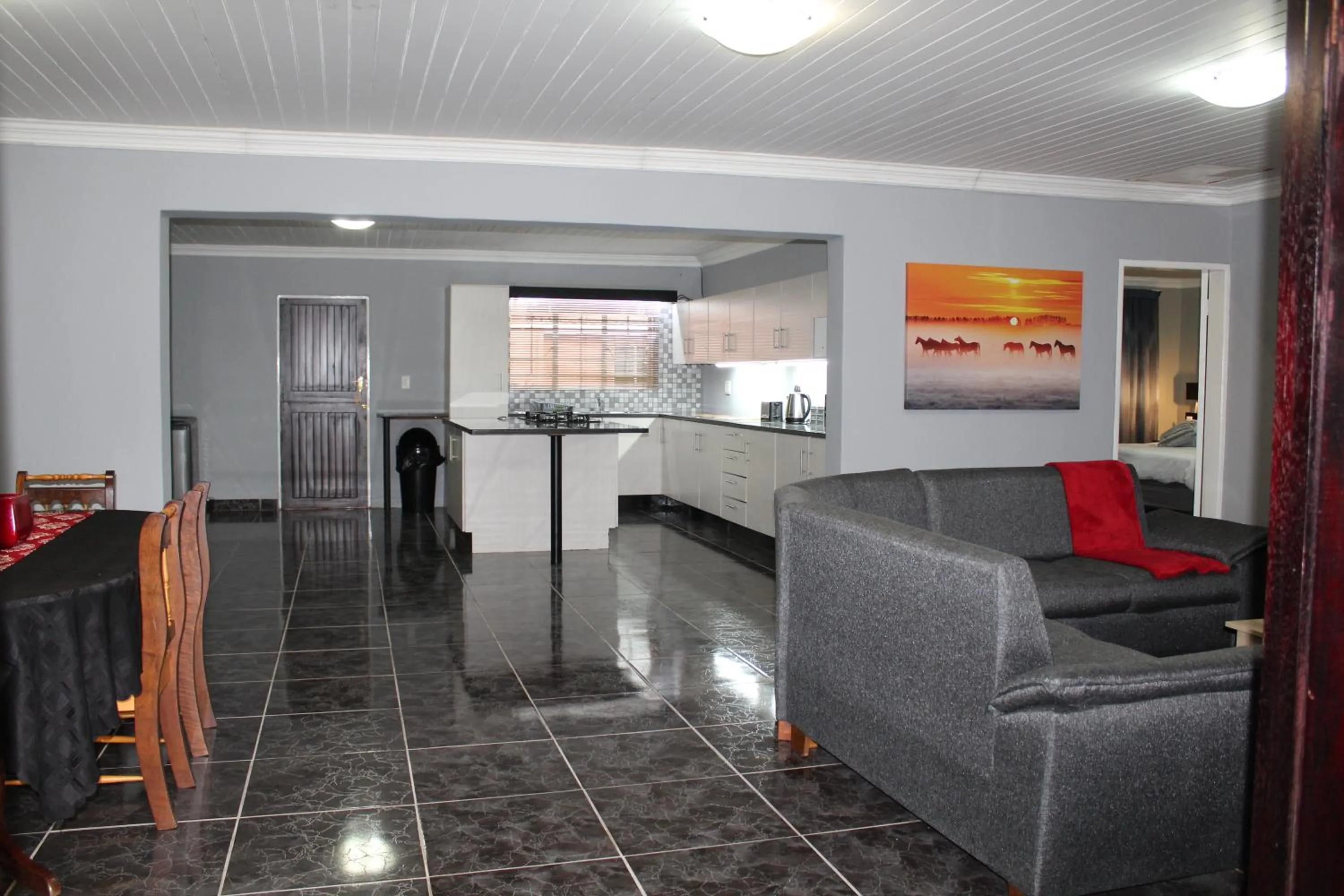 Kitchen or kitchenette in El Gran Chaparral Guest House