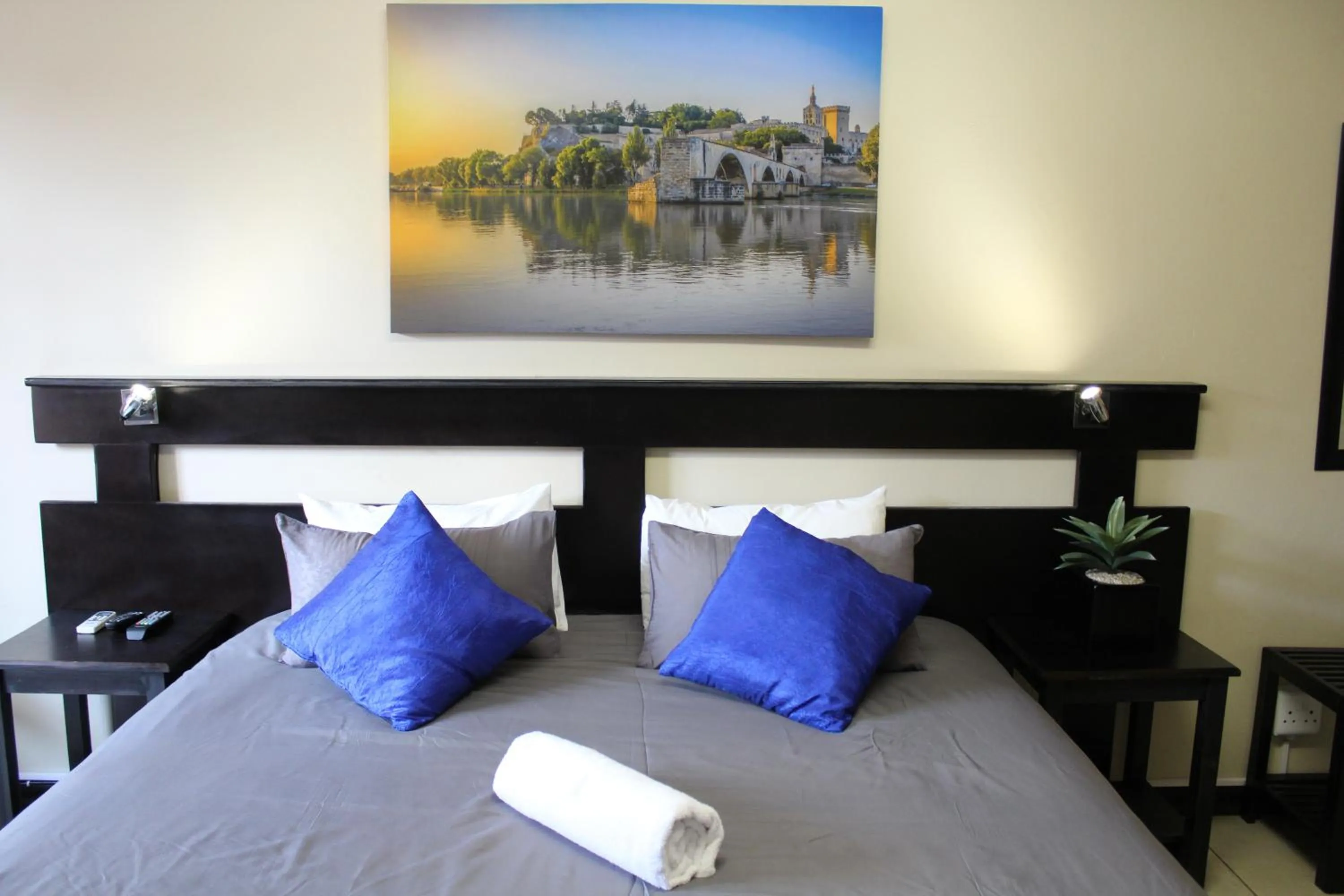 Bedroom, Bed in El Gran Chaparral Guest House