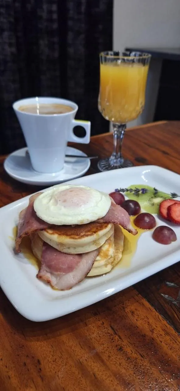 Breakfast in El Gran Chaparral Guest House