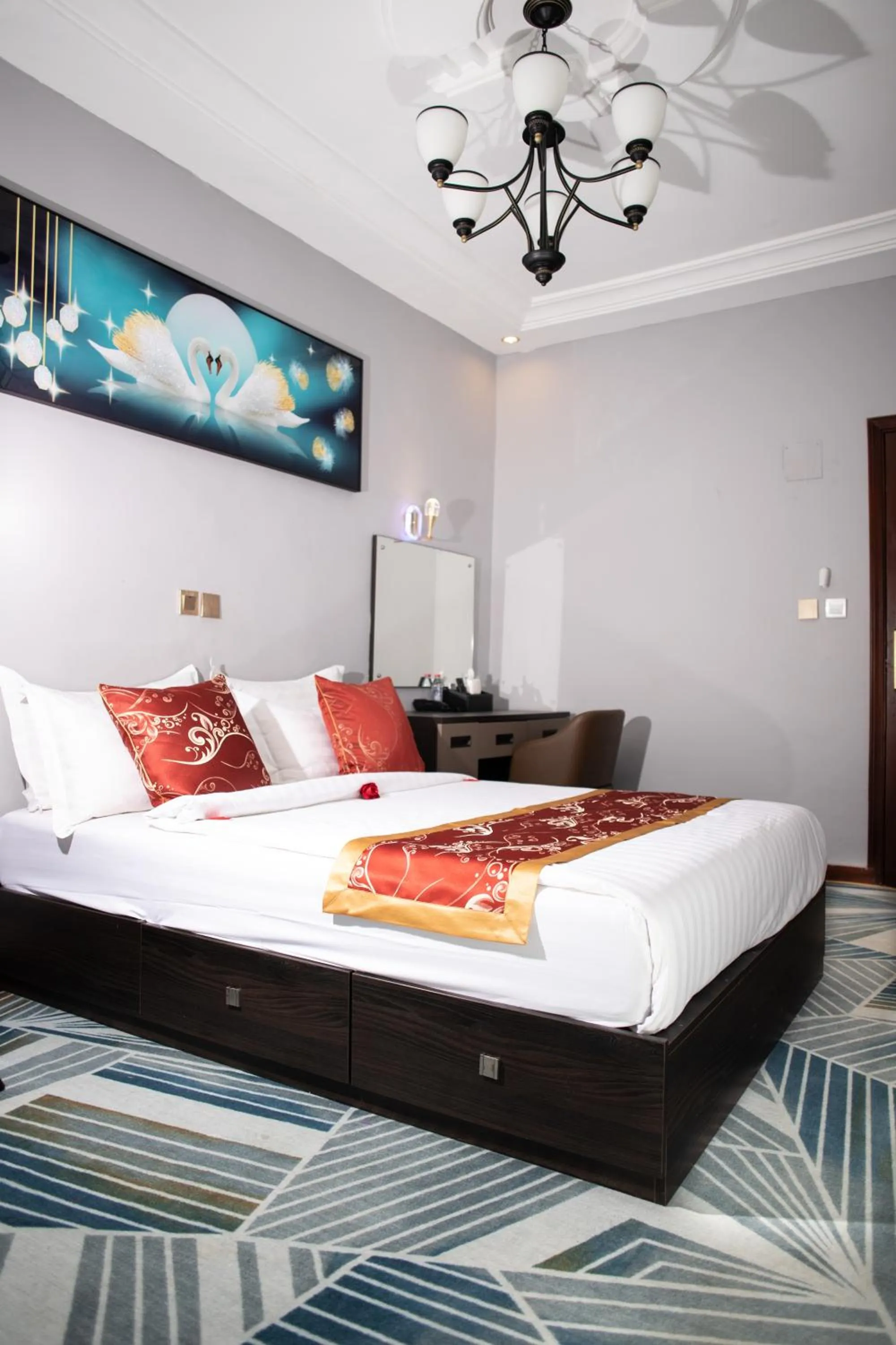 Bed in THE DREAMS HOTEL