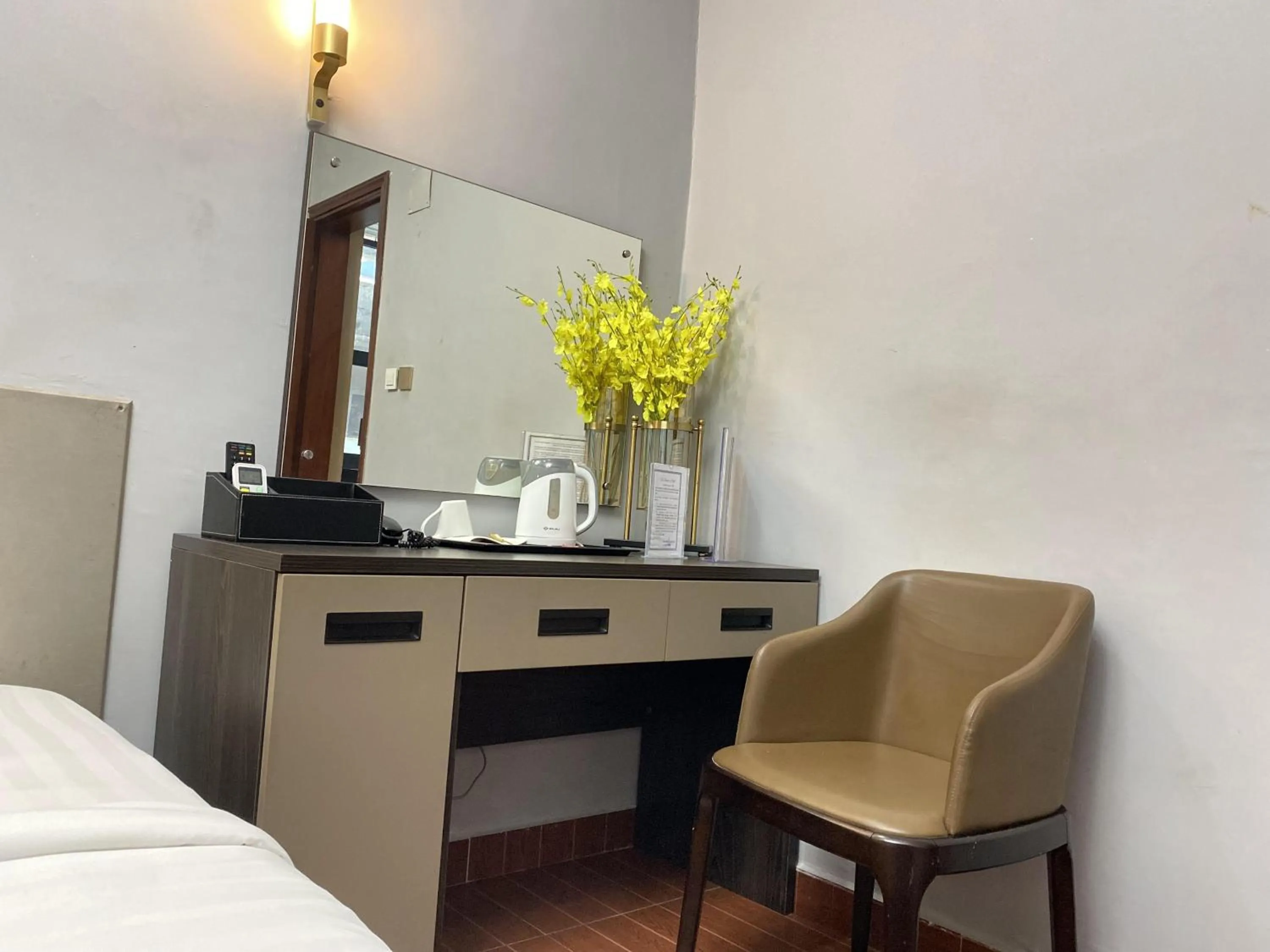 Bed in THE DREAMS HOTEL