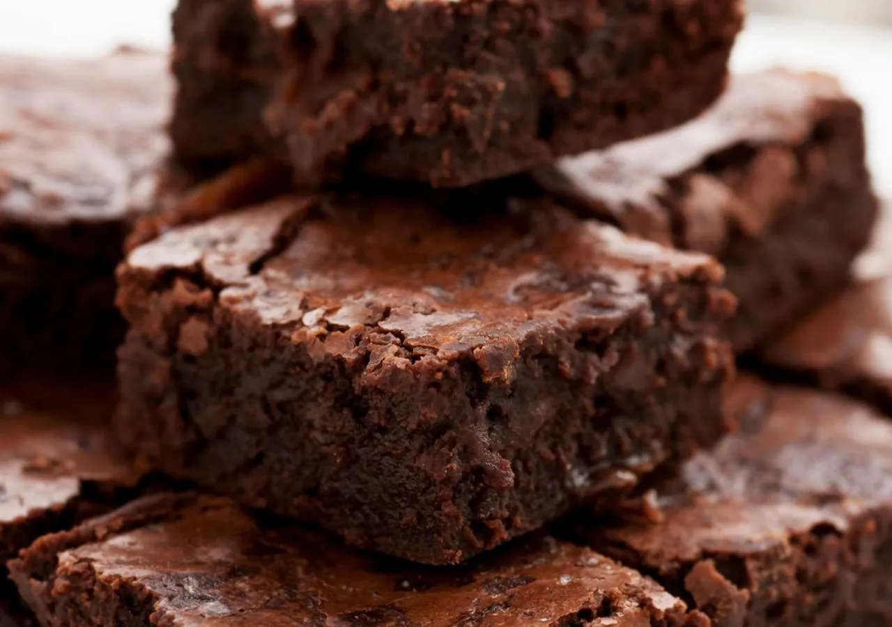 Restaurant/places to eat in Firebrick Boutique Residences - GARNET HOUSE