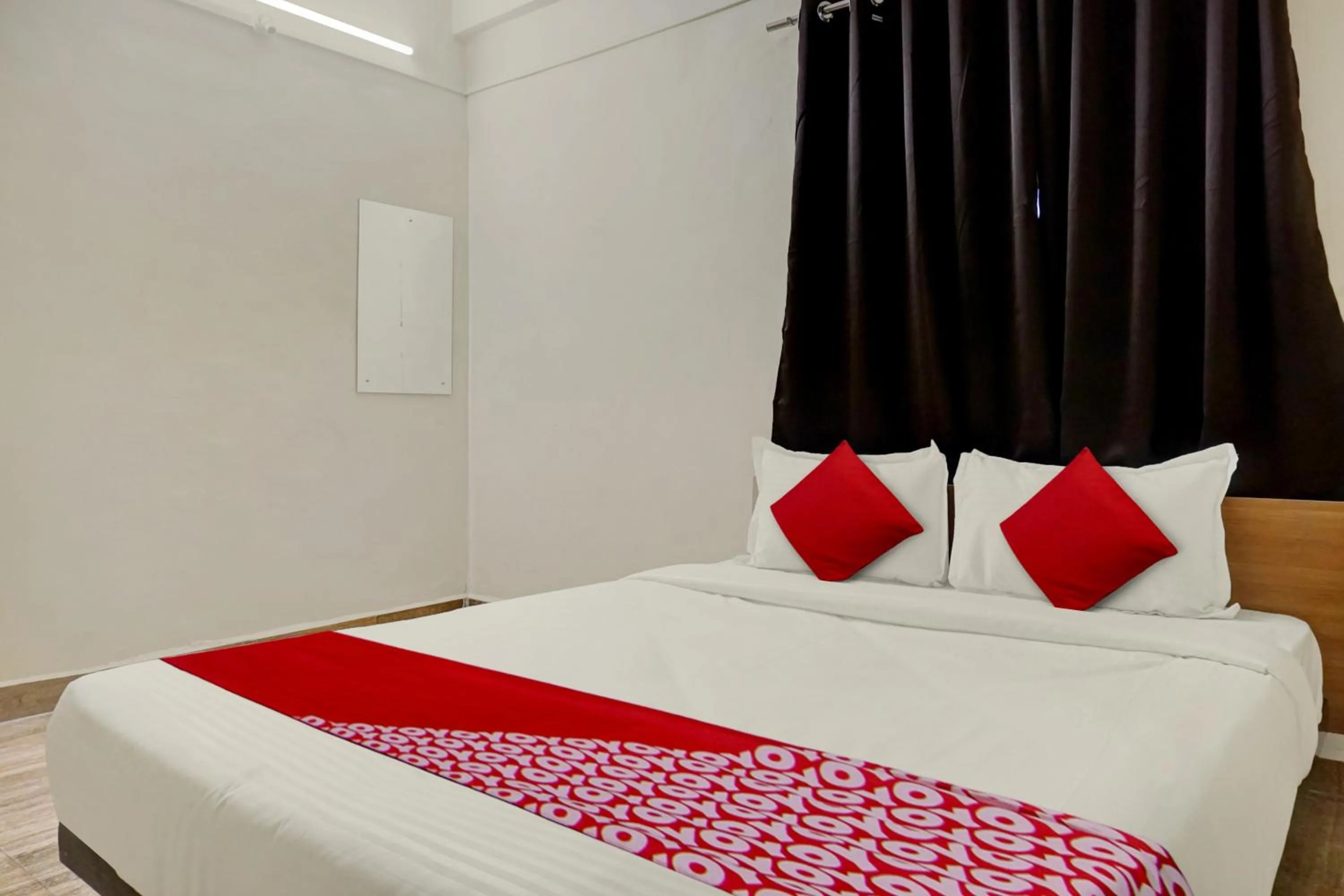 Bedroom, Bed in Hotel O Sai Avenue