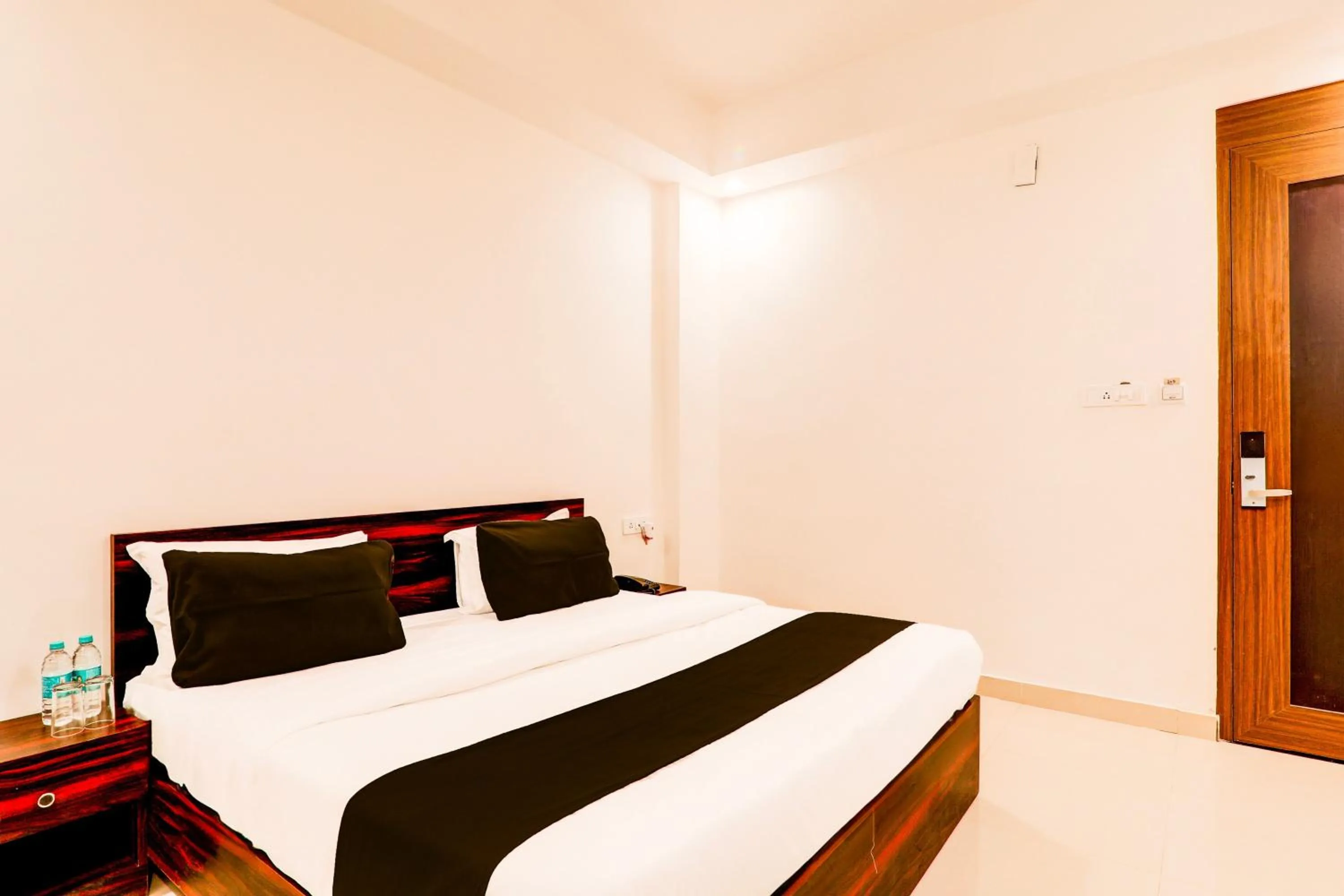 Bedroom in Hotel O The Suite
