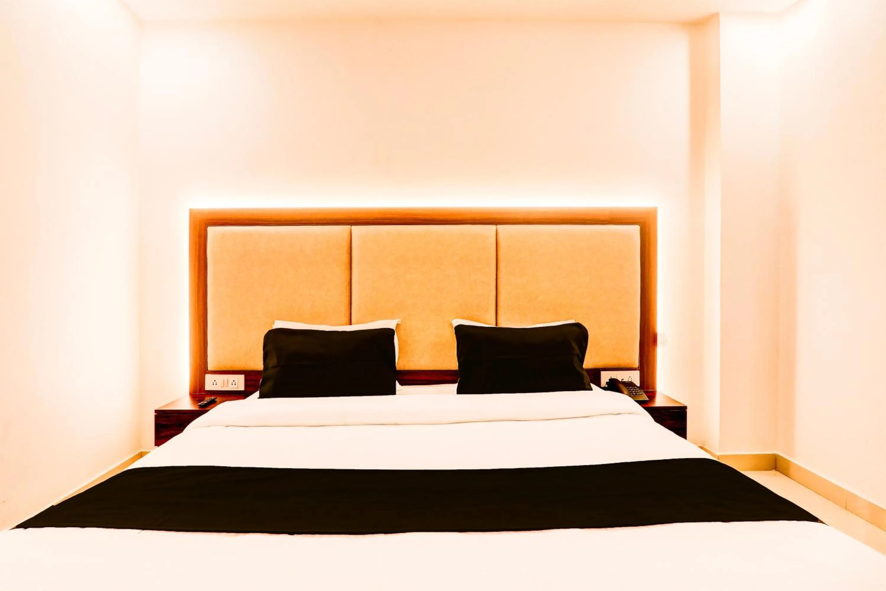 Bedroom in Hotel O The Suite