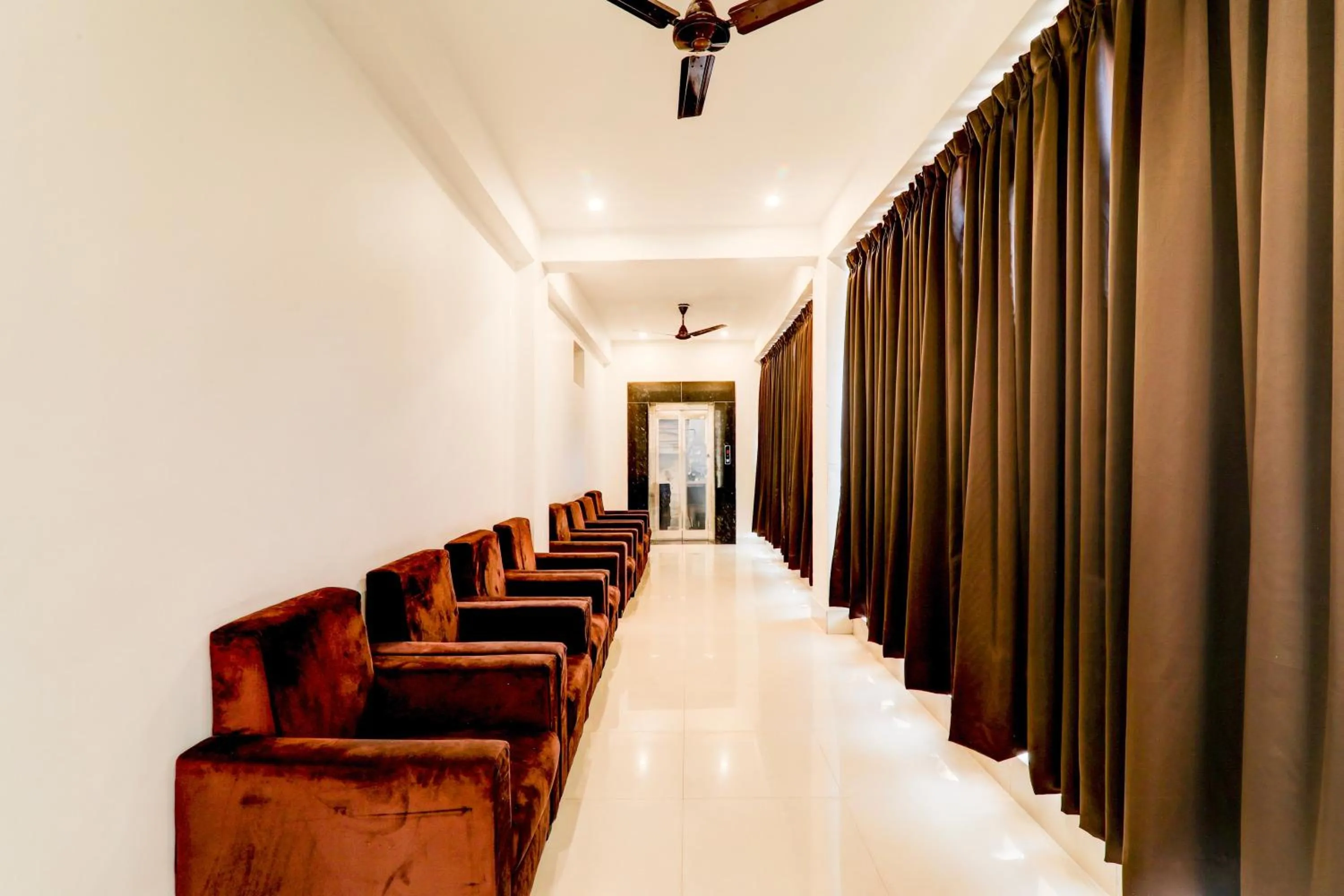 Lobby or reception in Hotel O The Suite