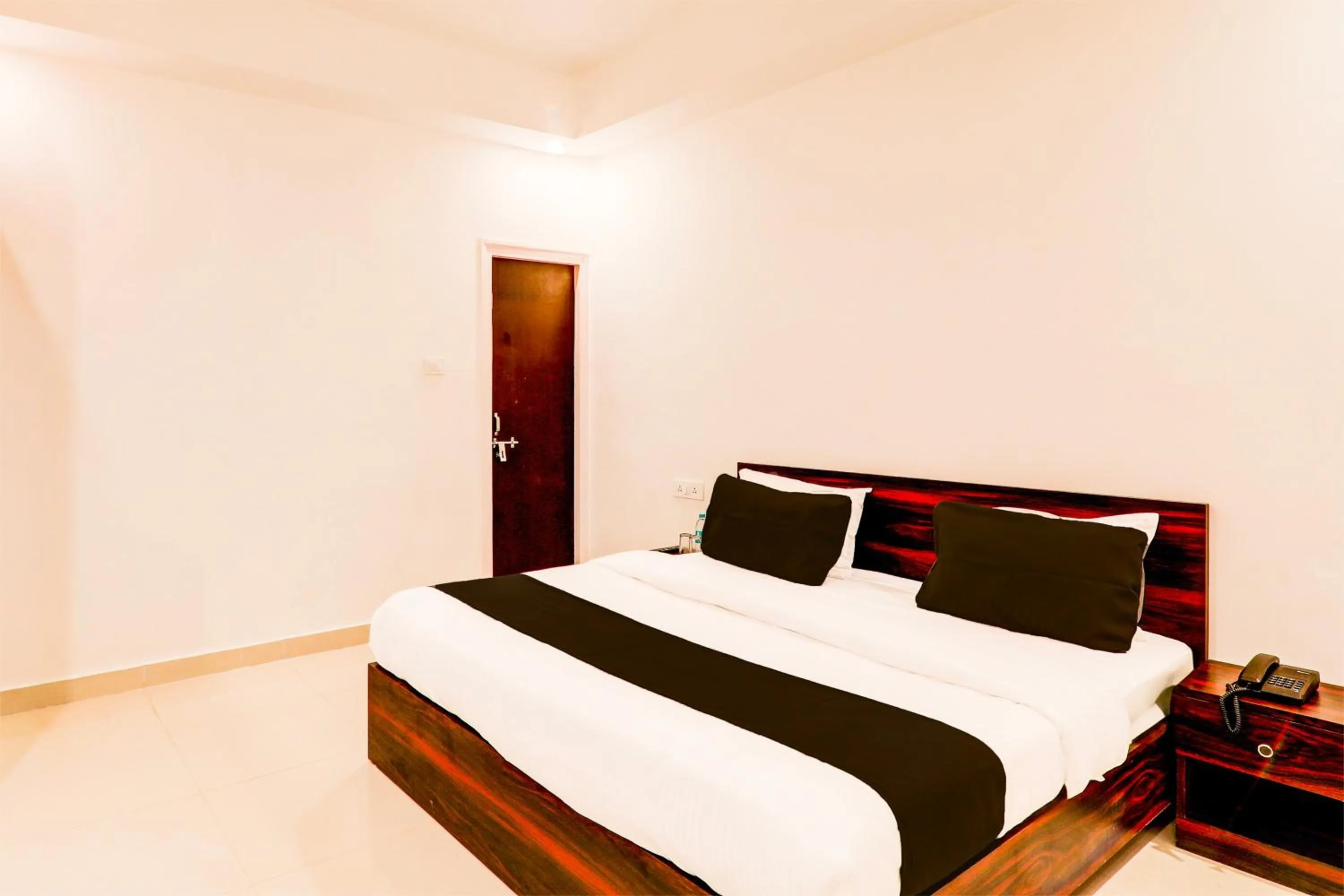Bedroom in Hotel O The Suite