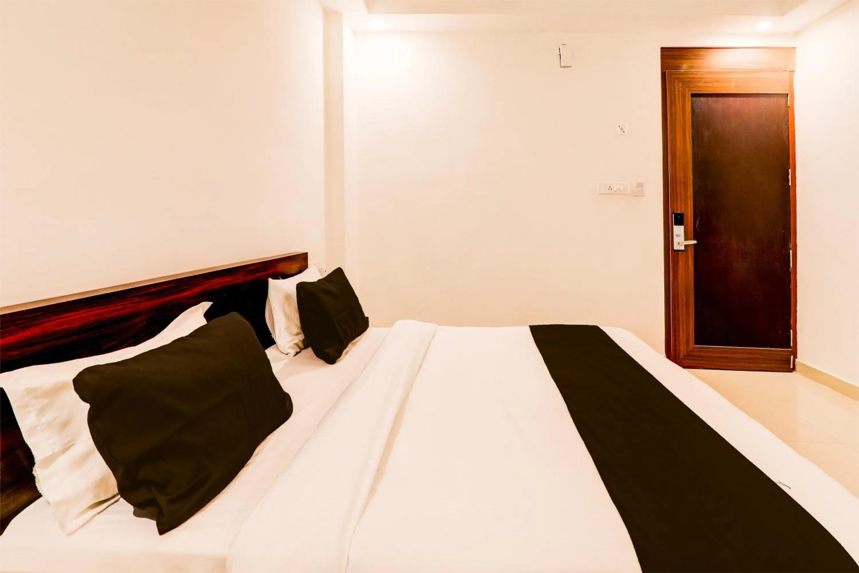 Bedroom in Hotel O The Suite