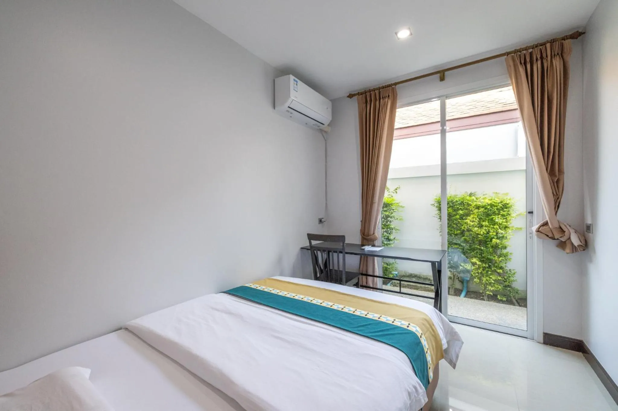 Bed in Kana Hotel Phuket普吉岛卡娜酒店