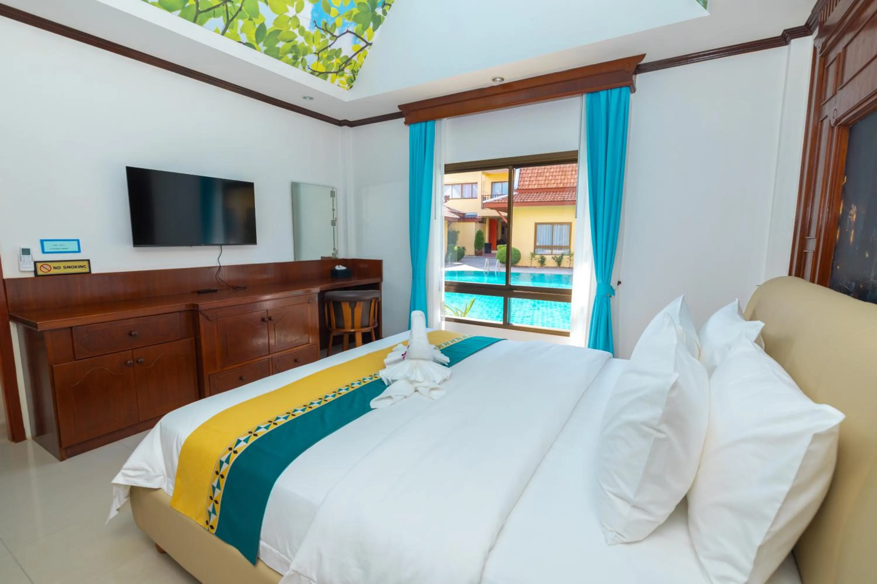 Patio, Bed in Kana Hotel Phuket普吉岛卡娜酒店