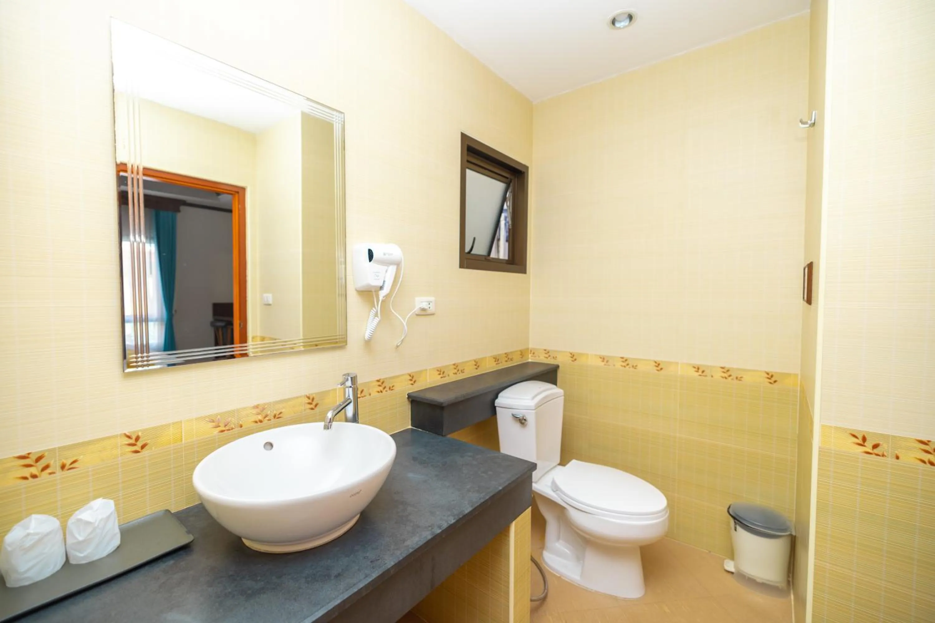 Shower in Kana Hotel Phuket普吉岛卡娜酒店